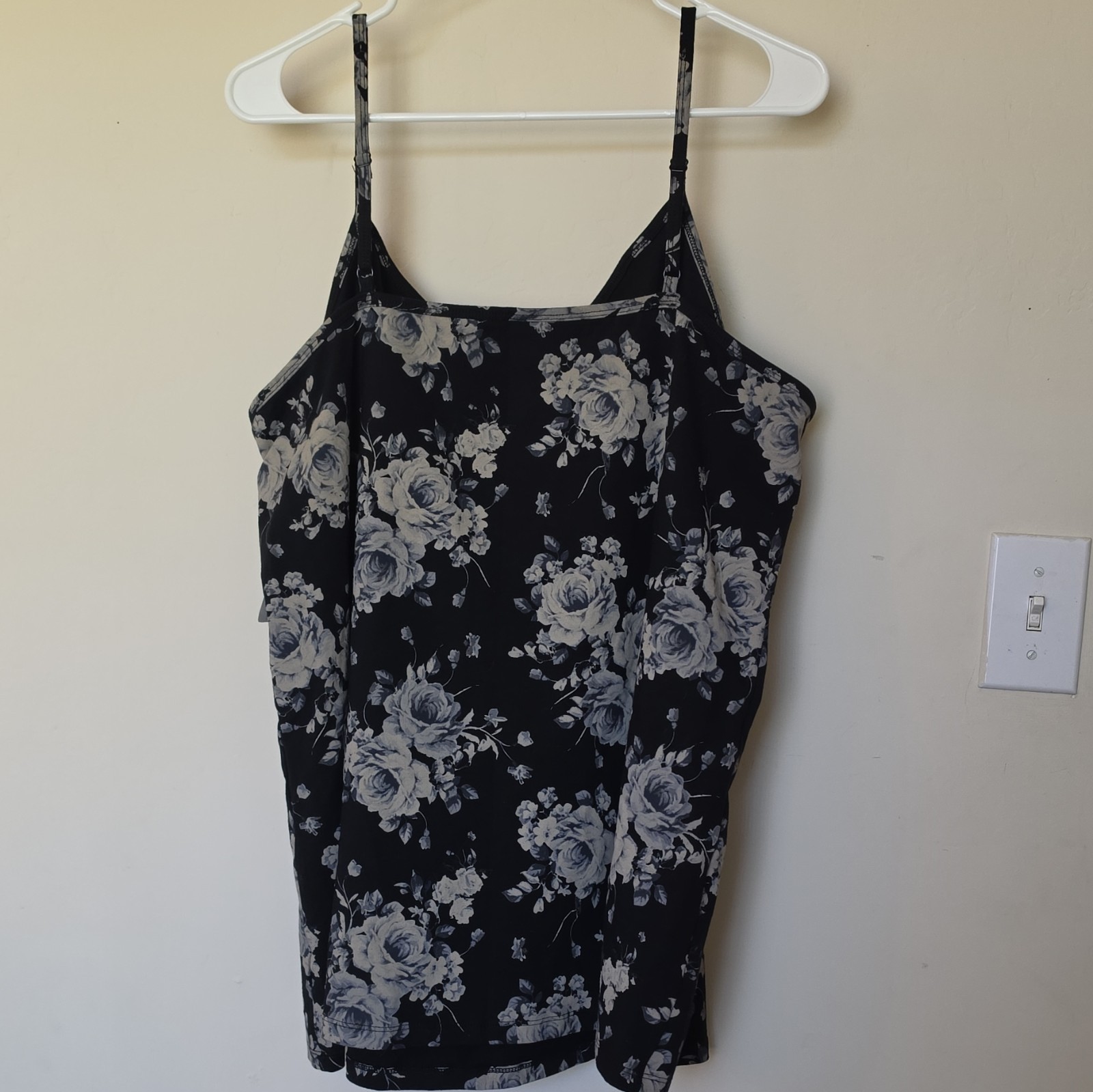 Torrid Black Floral Scoop Neck Spaghetti Strap Stretch Cami Tank Top 4X Plus
