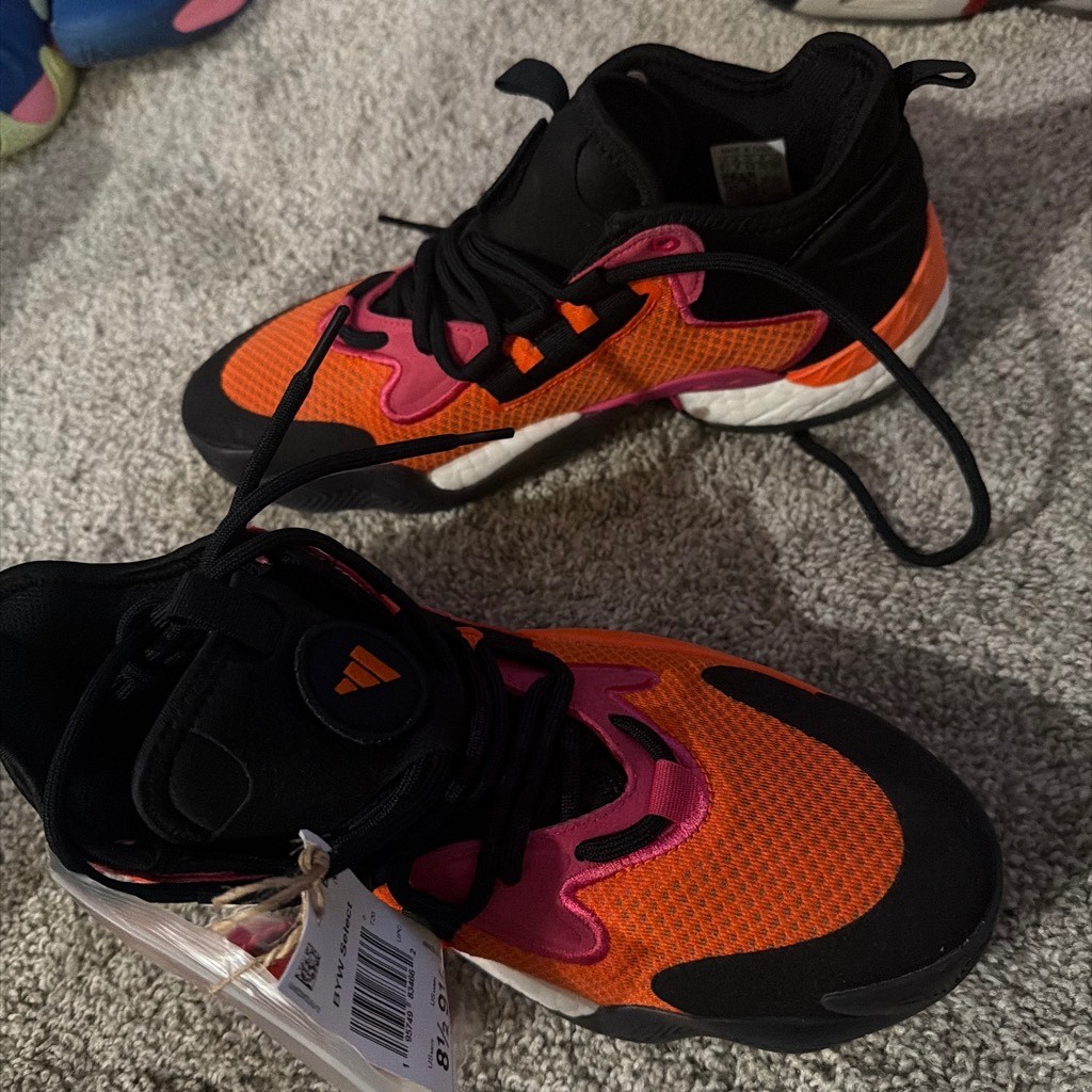Size 8.5 adidas BYW Select Black