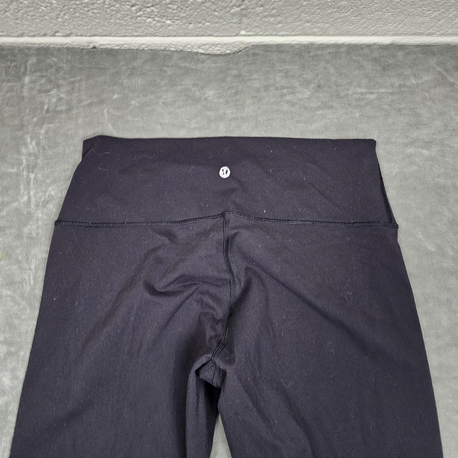 Lululemon Pants Womens 6 Black High Rise Ankle Leggings Yoga Athletic Gym