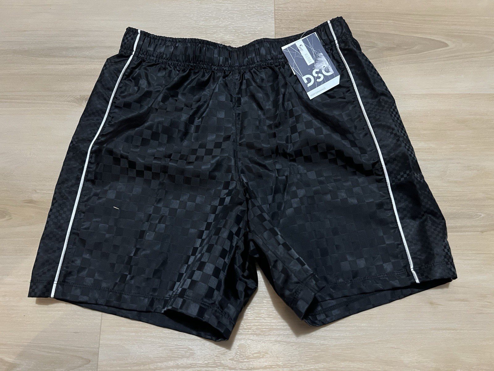 NWT DSG Woven Soccer Shorts Performance Boys Youth Sports Large Black Nylon