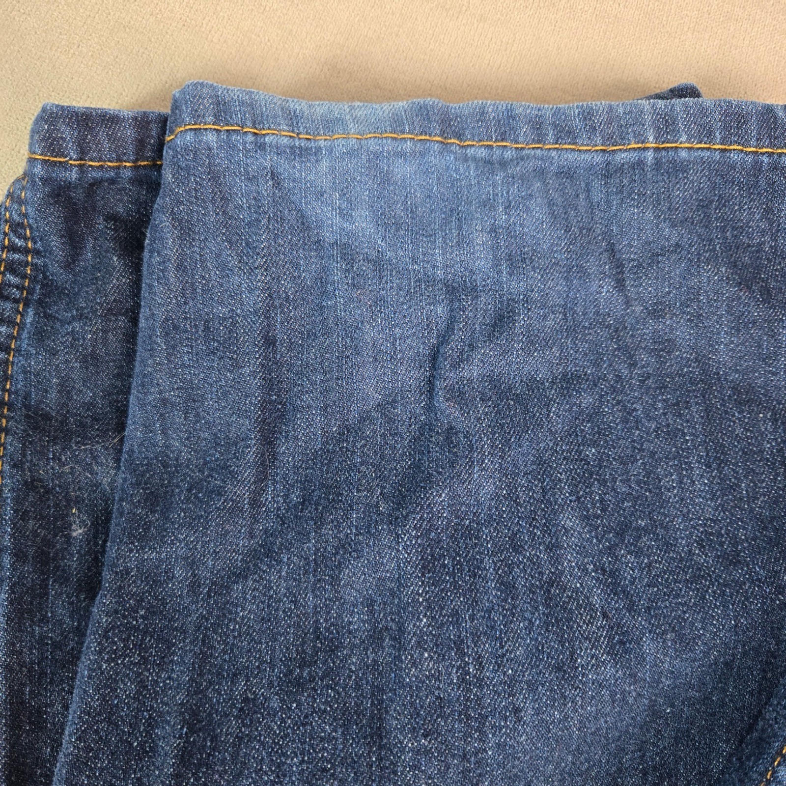 Levis 541 Athletic Taper Mens Jeans Dark Wash Blue Denim 40×32 (Measures 40×30)