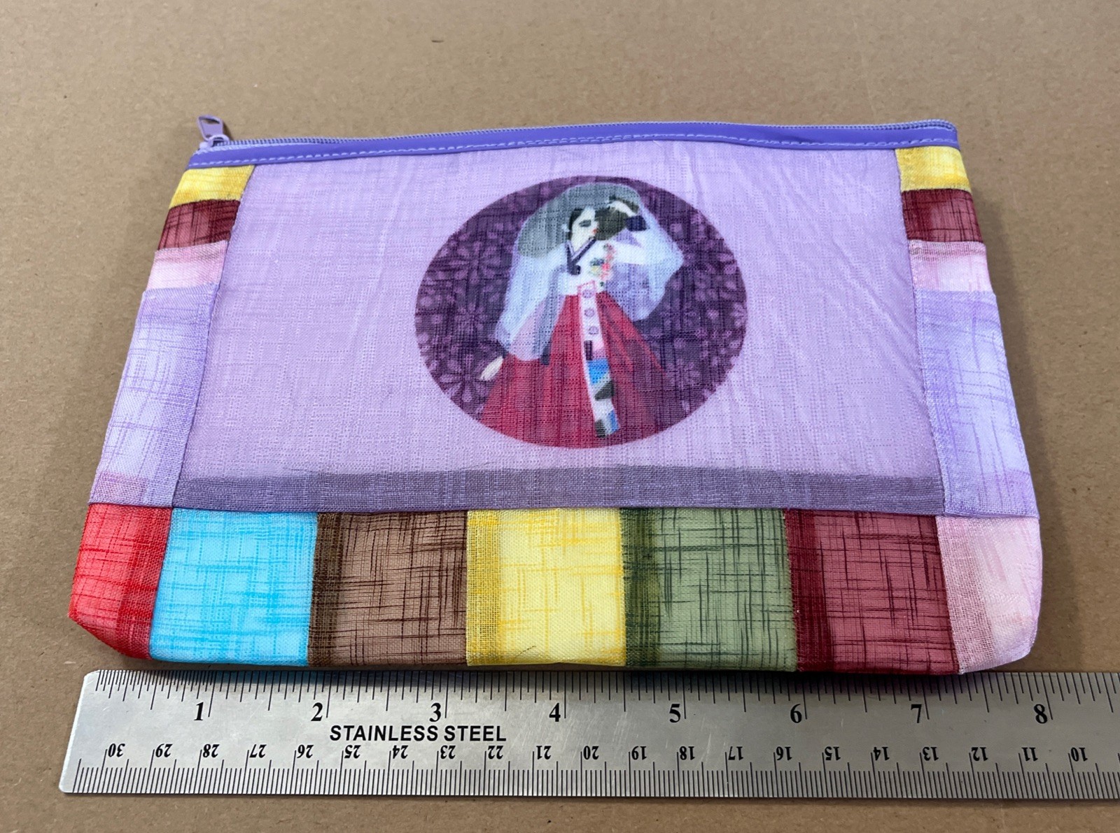korean traditional pouch / make up case / wallet/ gift/ Lovely Lady In Hanbok!