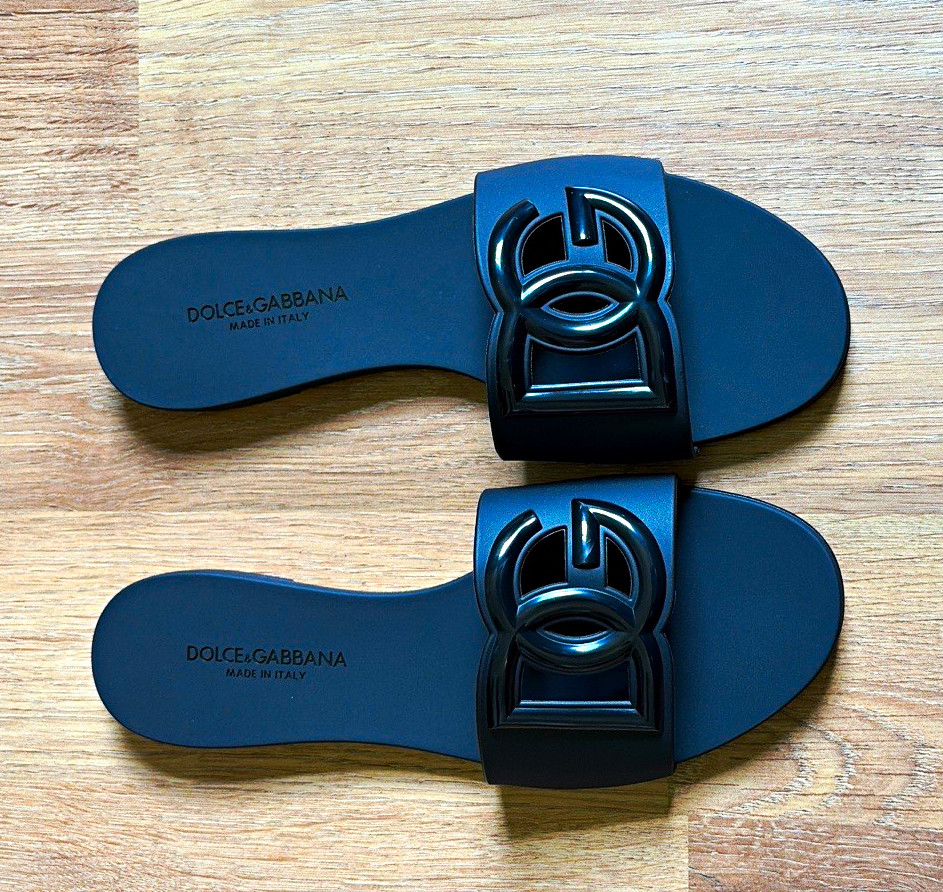 Dolce & Gabbana Women’s Black Rubber Slide Sandals Logo EU 38