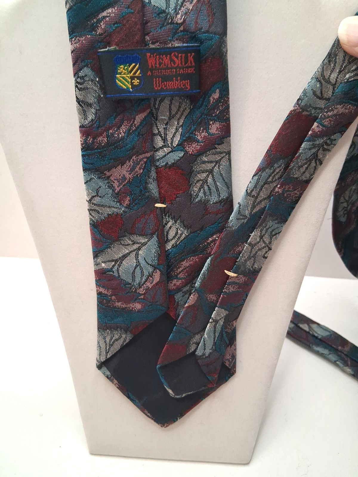Lot of 3 Botanical Leaf Neckties Name Brands Assorted Sizes Patterns Fabric