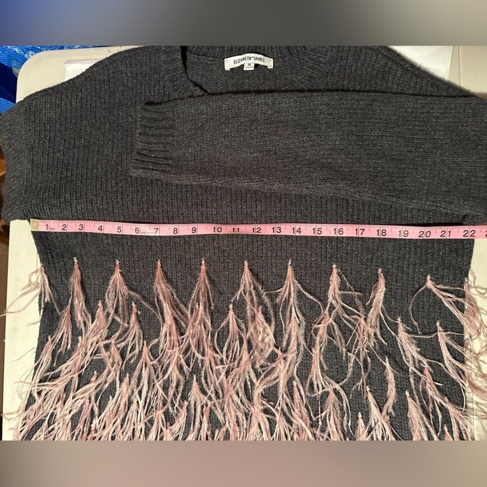 ELIZABETH AND JAMES Grey with Pink Ostrich Feather Trim Sweater size medium