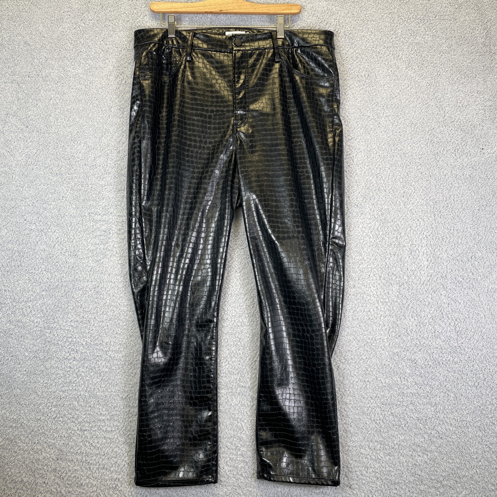 Good American Good Legs Croc Embossed Faux Leather Flare Pants Size 14 Black