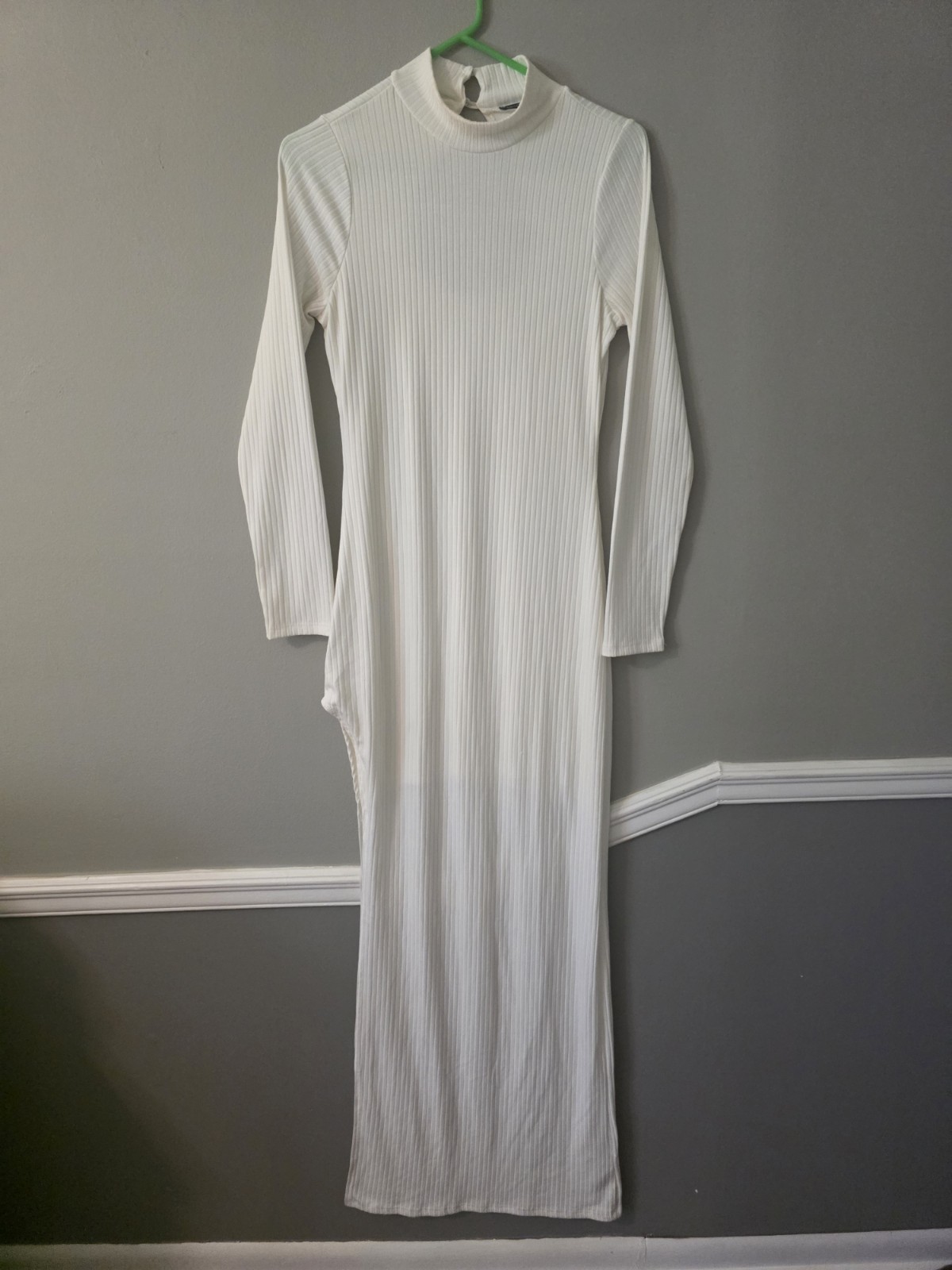 Fashion Nova Women’s White Ribbed Knit Mock Neck Maxi Dress Keyhole Back M