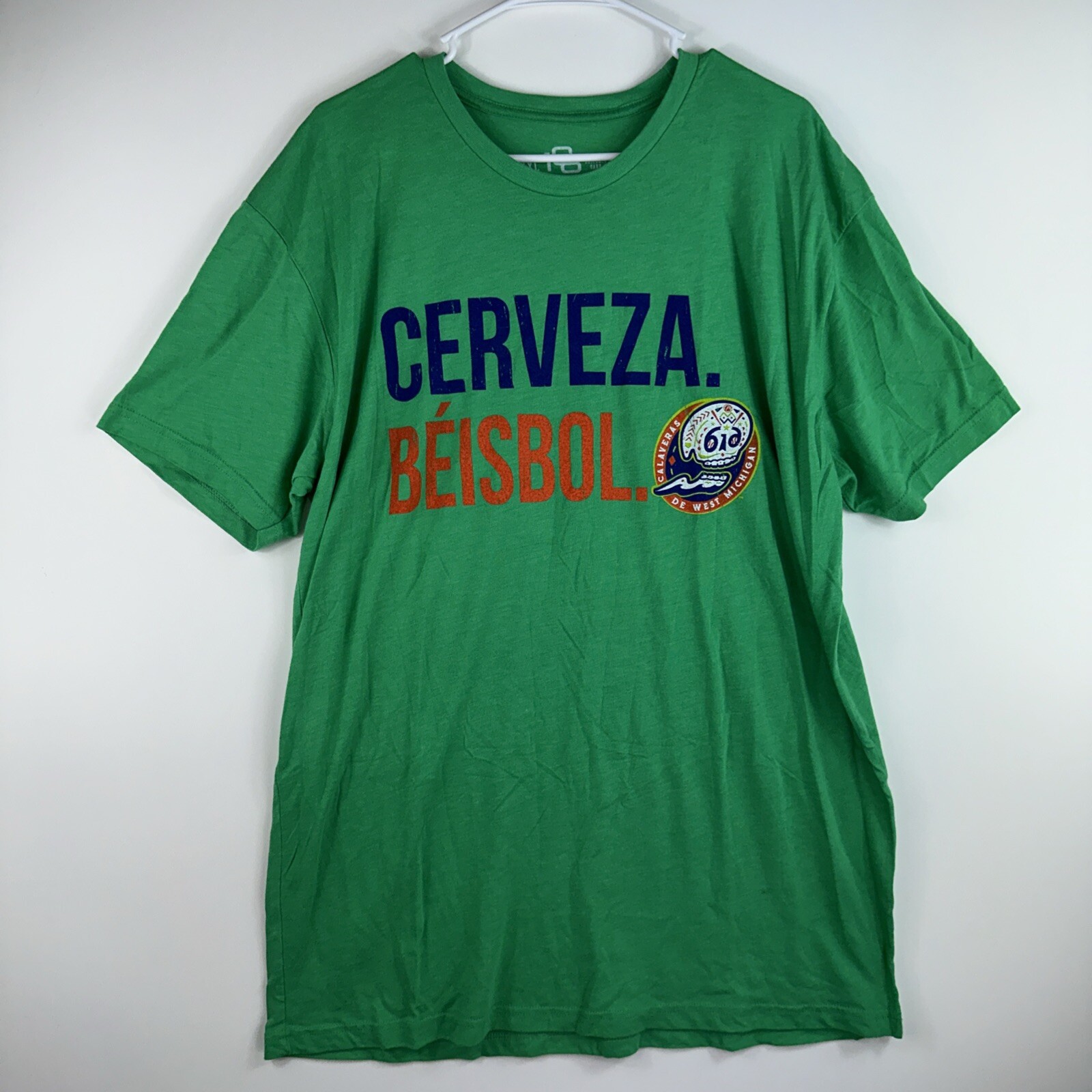 108 Stitches Green Cerveza Beisbol Calaveras De West Michigan Men’s 2XL T-shirt