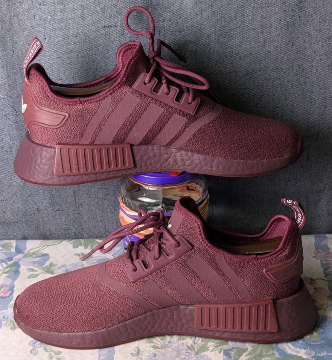 adidas NMD R1 Maroon Burgundy Boost Men’s 9.5 Shoes Running Gym Sneakers GX8384