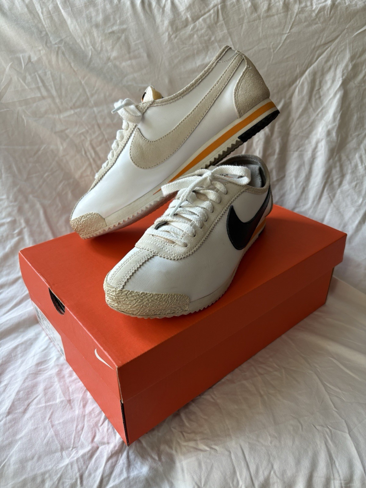 Nike Men’s Low Top Lace Up Athletic Sneakers (**1 of 3107 pairs made)