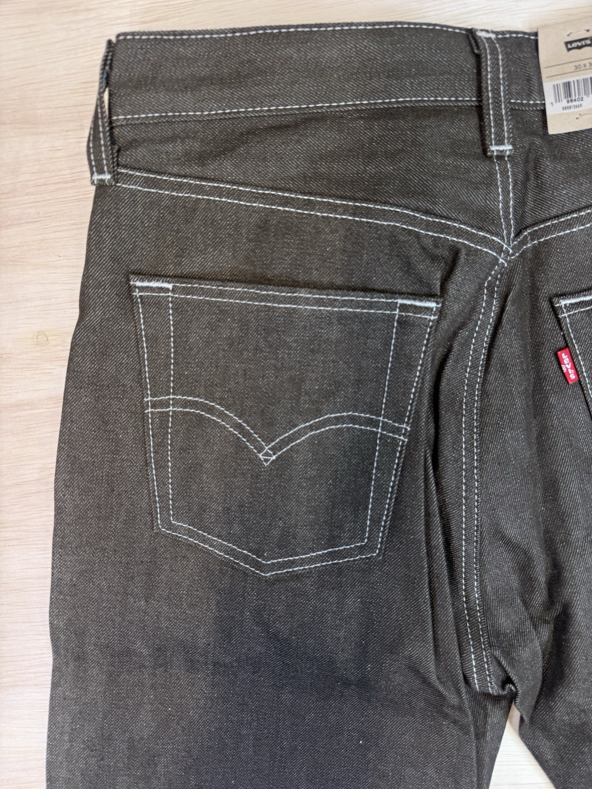 Levi’s 501 Original Shrink-to-fit Brown Button Fly Raw Denim, 30×30 NWT Men’s