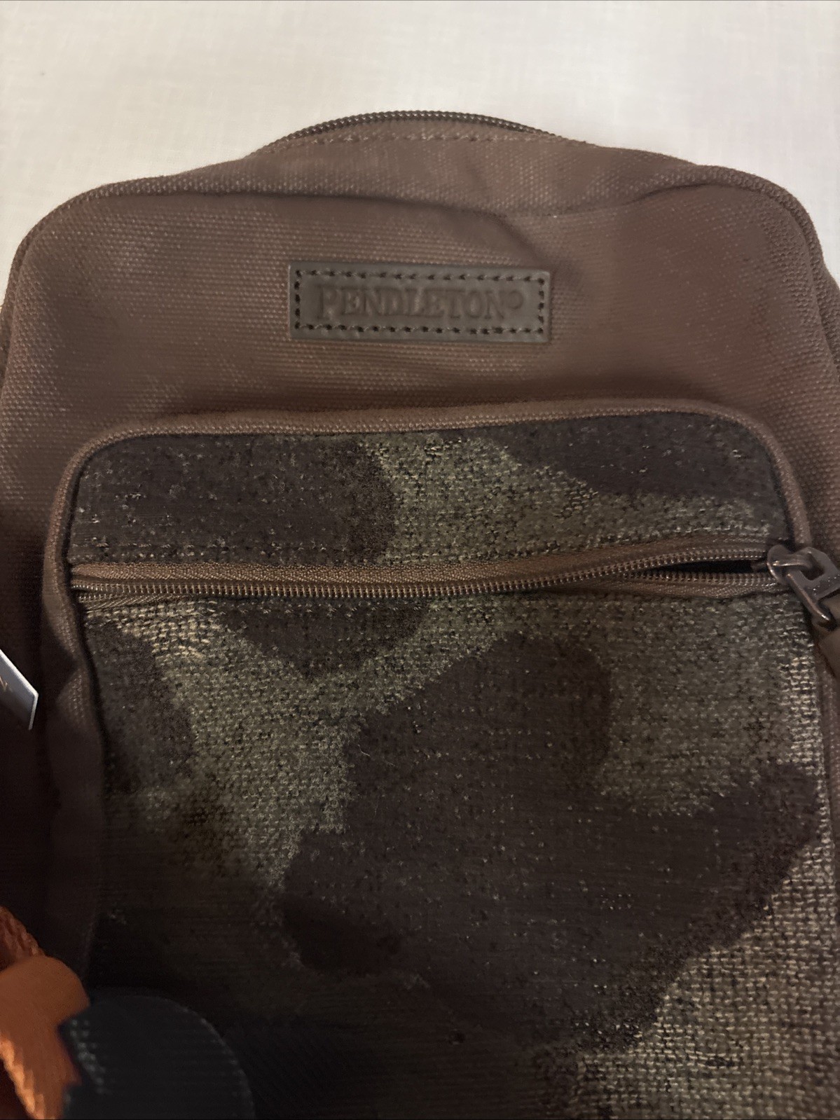 Pendleton Camo Jacquard Crossbody Messenger Bag Purse Wool Front Zip Leather