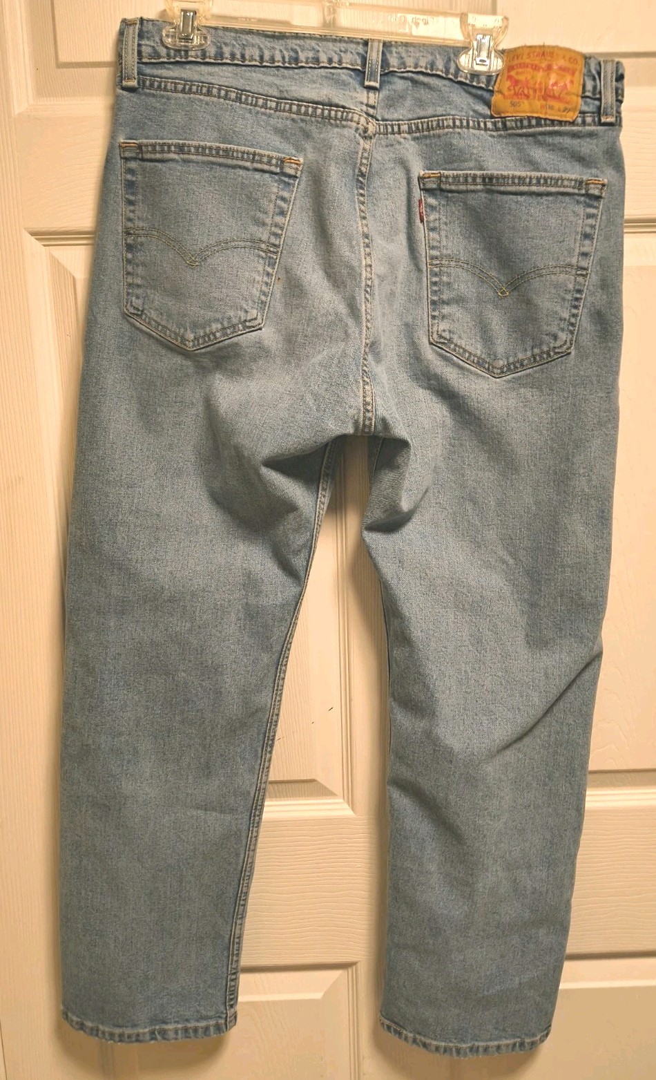 Levi’s 505 500 Series Men’s Straight Leg Jeans Blue Light Wash Denim 36