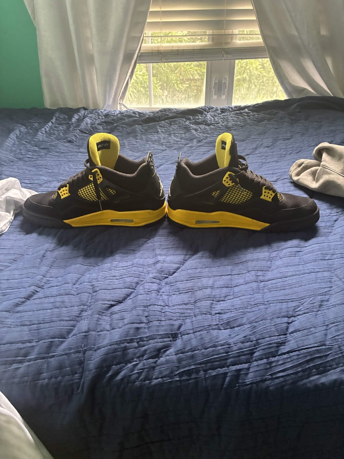 Jordan 4 Yellow Thunders US Men’s Size 11