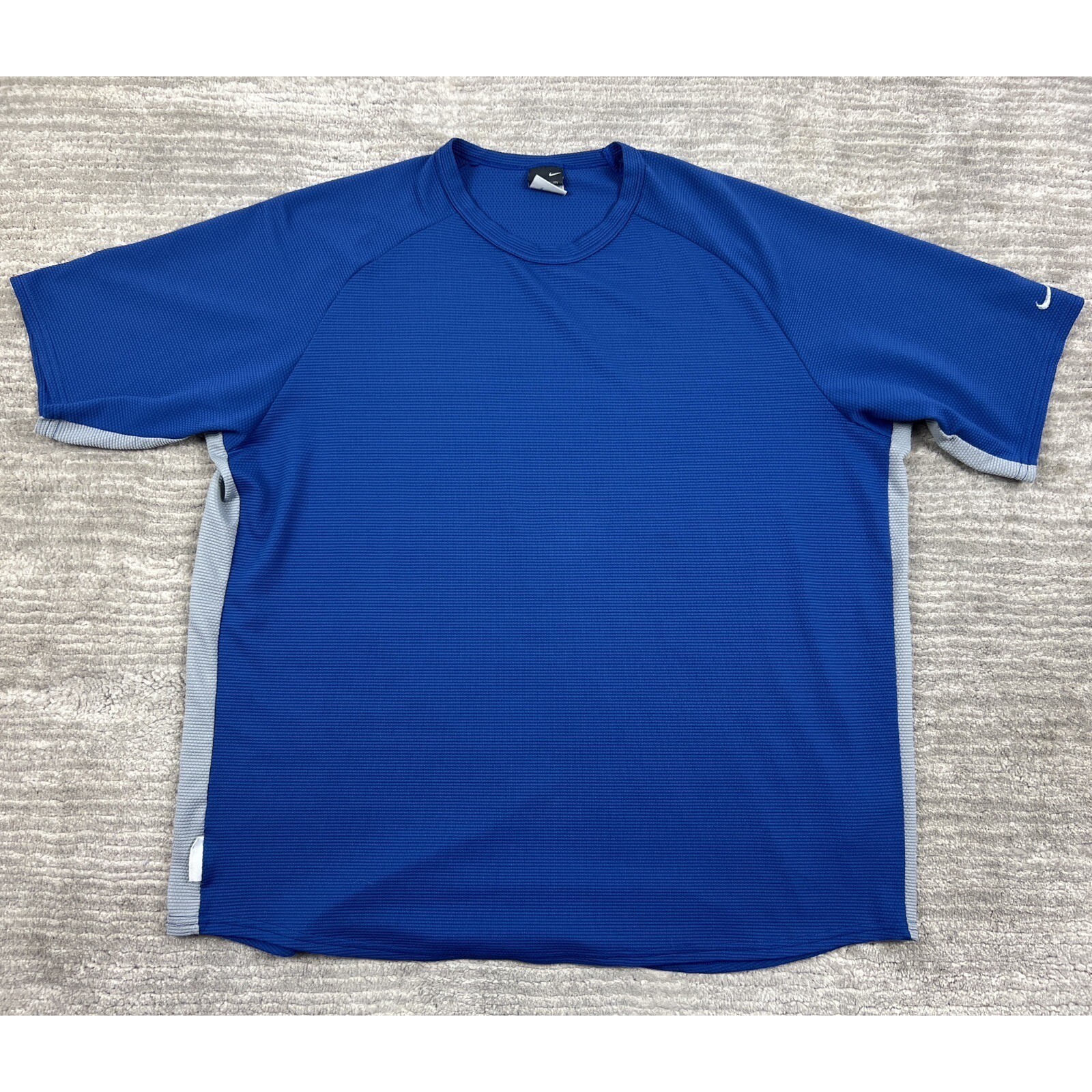 Nike Shirt Mens XXL Blue Sphere Dry Short Sleeve Athletic Mesh Panels Training