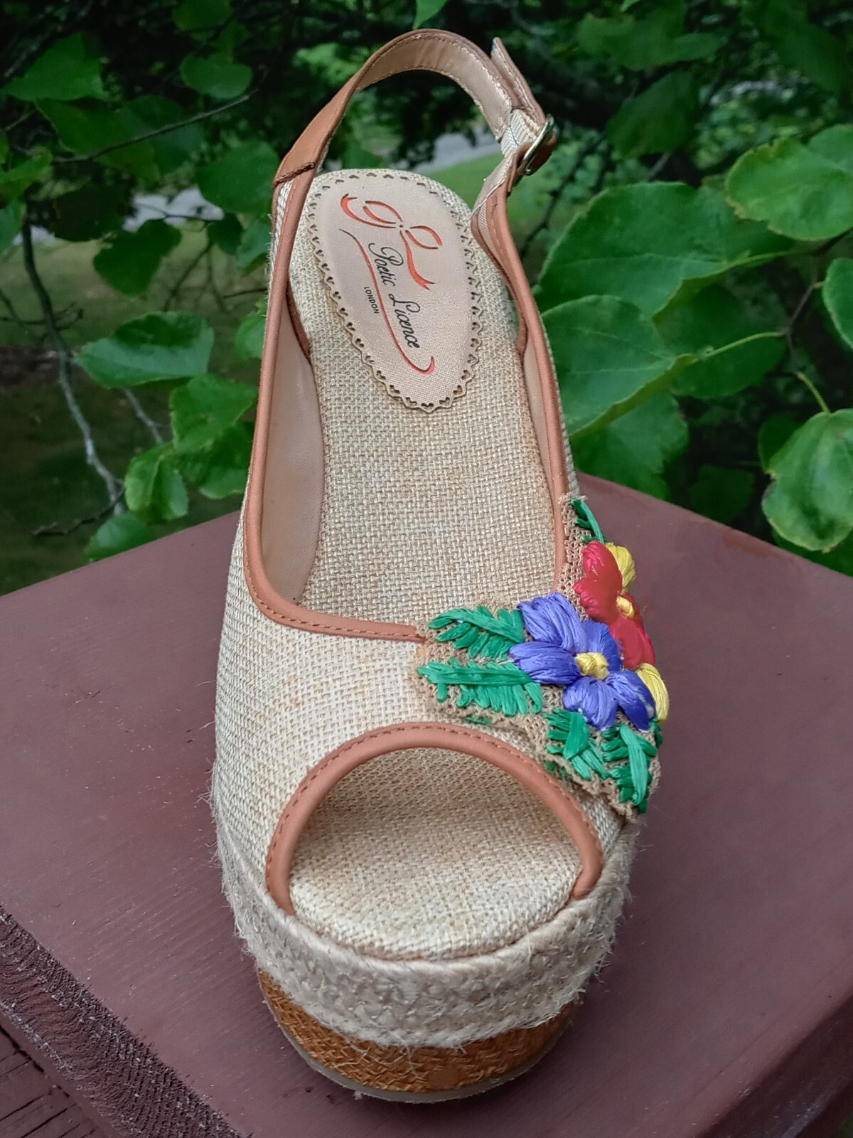 Poetic Licence 8.5 Sandals Natural Petal Pusher Floral Fabric Leather Wedge Shoe