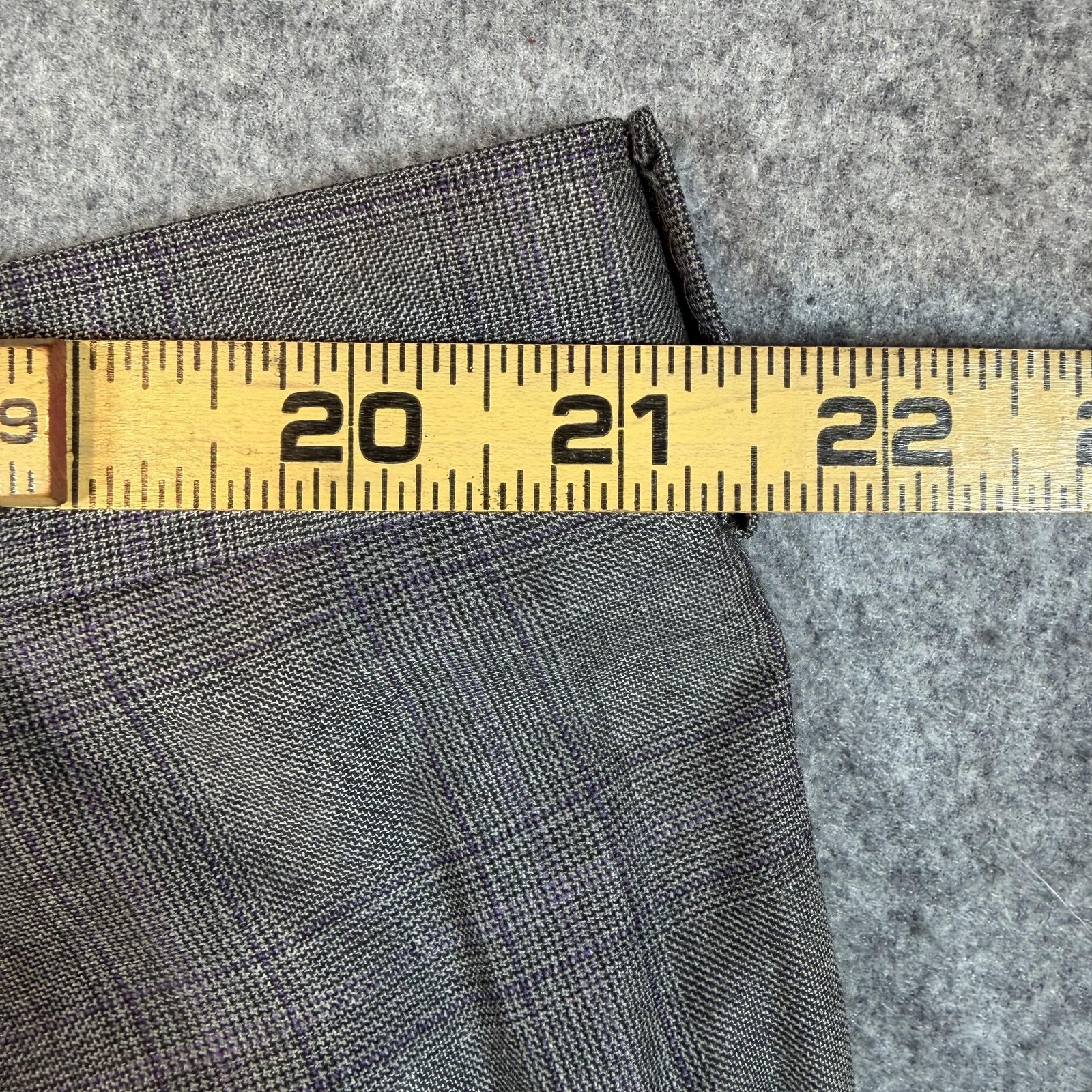 Hickey Freeman Suit Mens 48 42×26 Gray Plaid Wool Loro Piana Super 130s USA