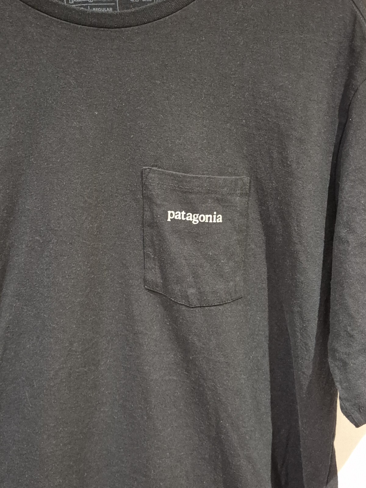 MENS PATAGONIA P-6 LOGO POCKET RESPONSIBILI-TEE SIZE XL