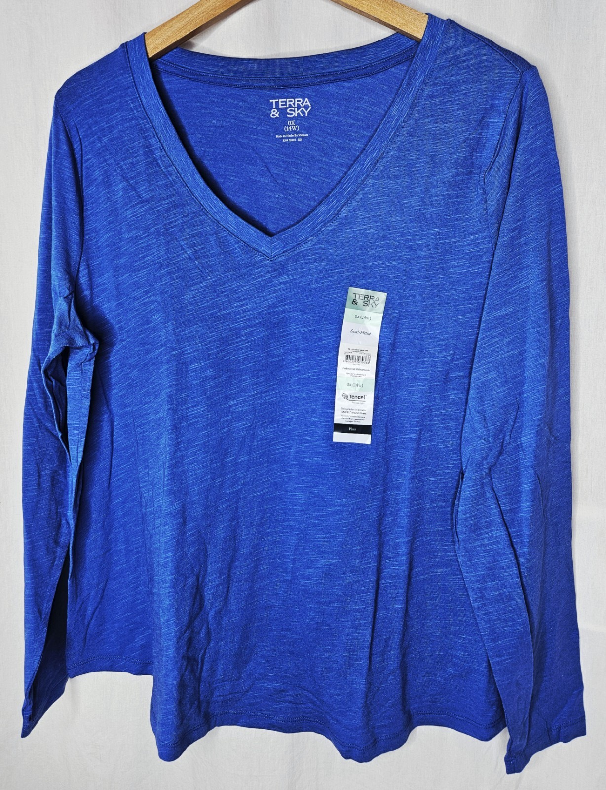 Terra & Sky Plus Blue Heron Semi-Fitted T-Shirt V-Neck Tencel Choose 0X 2X or 3X