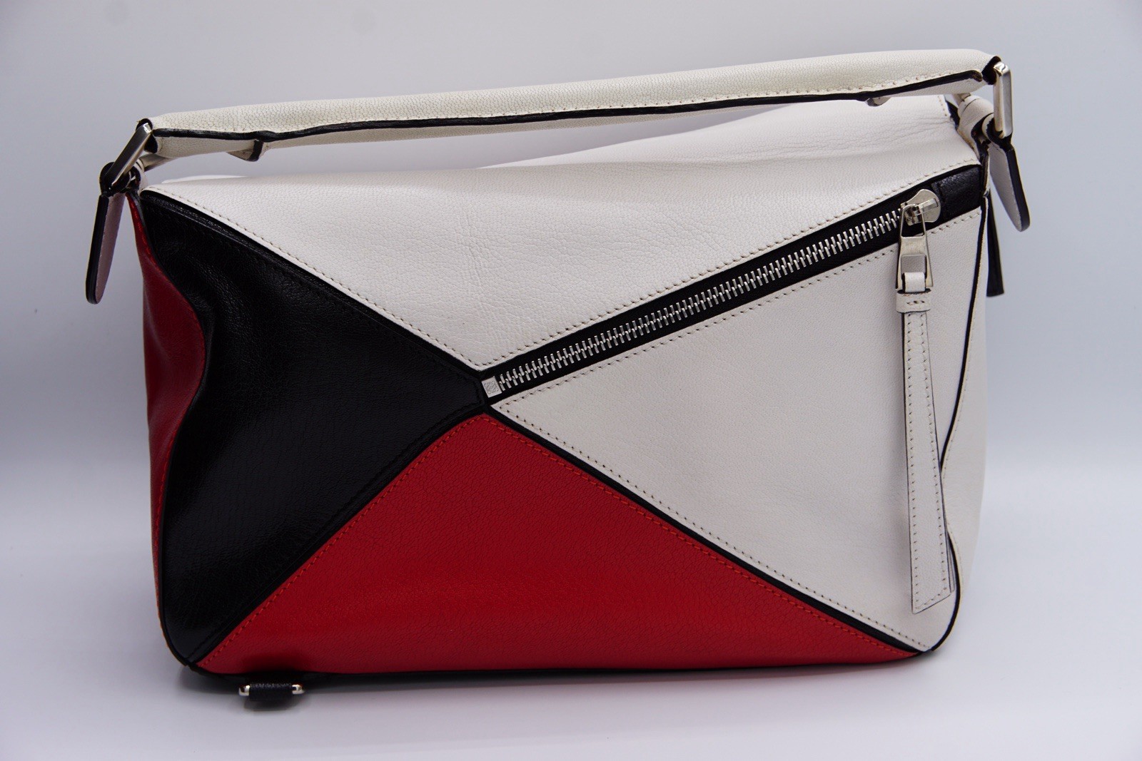 Authentic Loewe Puzzle Bag Small Leather White Red Black Crossbody Shoulder Bag