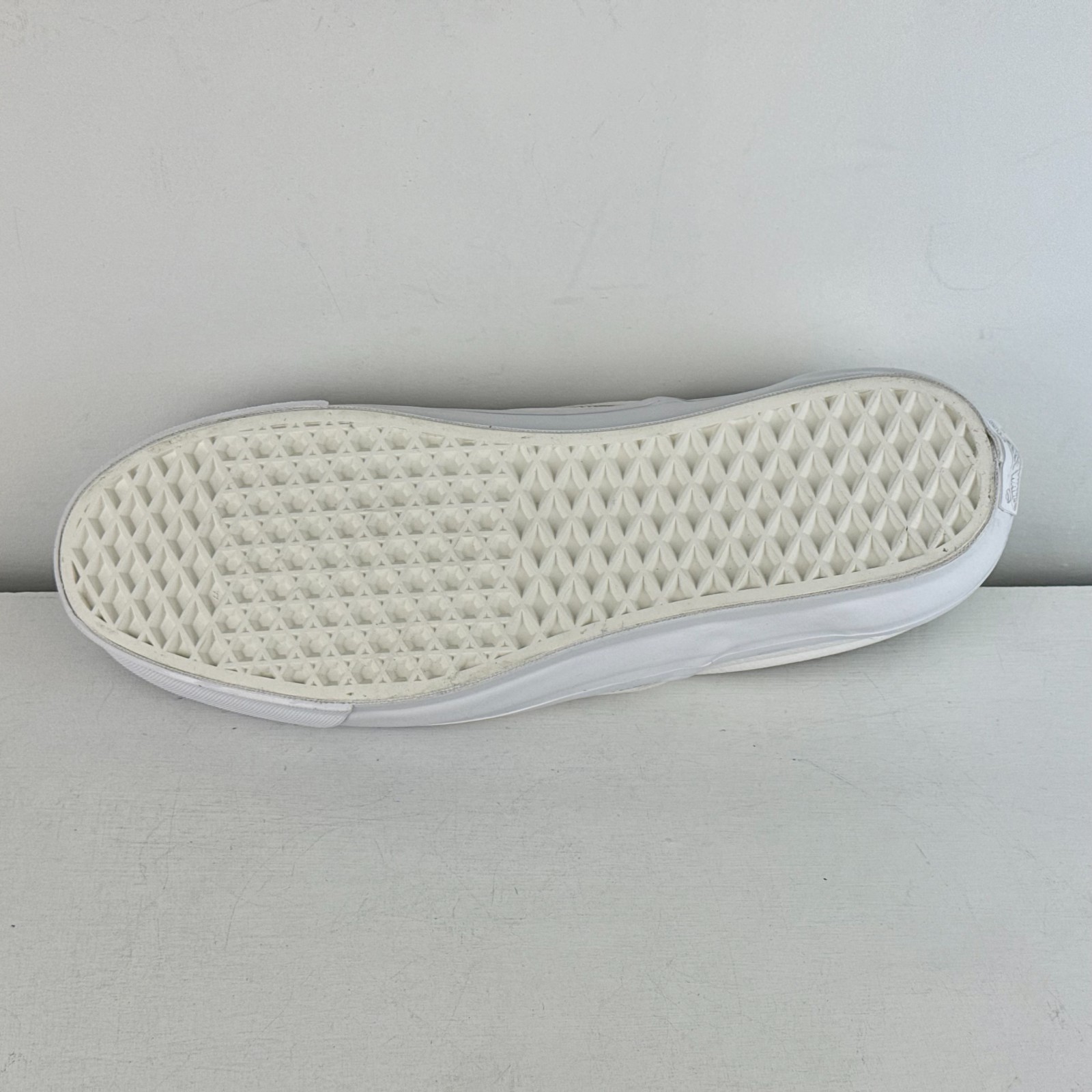 M11.5, W13 -VANS Premium Classic Slip-On Leather White Shoe -507452