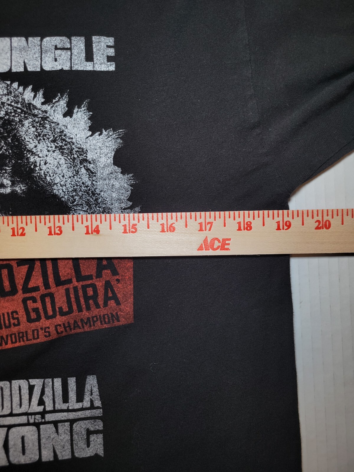 King Kong Vs Godzilla Rumble In The Jungle Shirt Mens M Monarch Titans Collide.