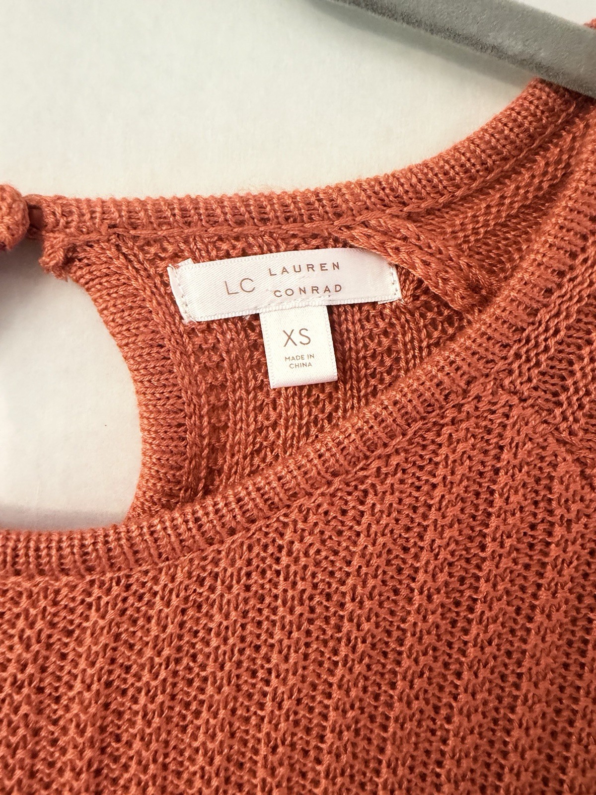 LC Lauren Conrad Texture Knit Tunic Rust Orange Color Size XS Keyhole Back