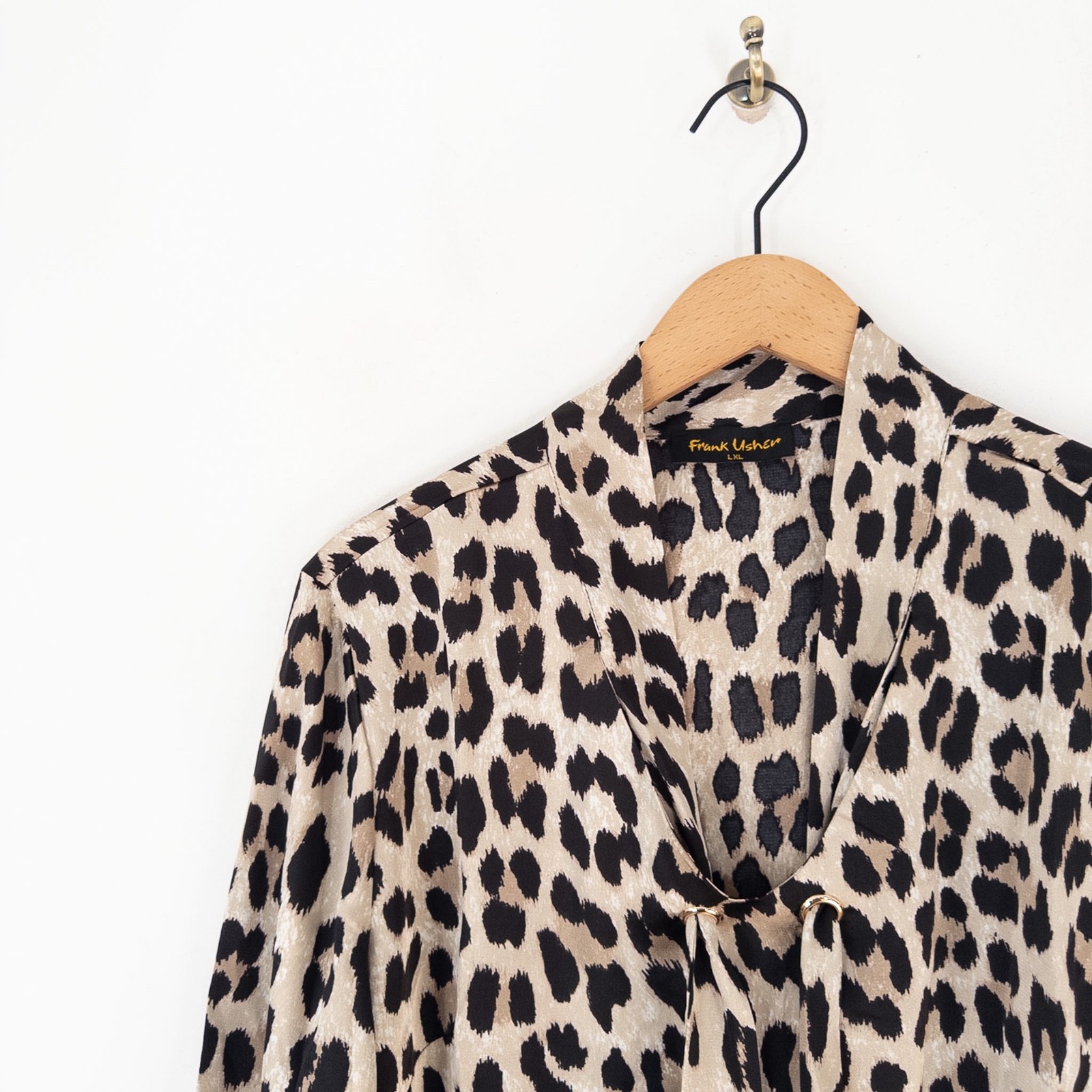 Frank Usher Leopard Print Blouse Size L/XL Beige Tie Neck Long Sleeve