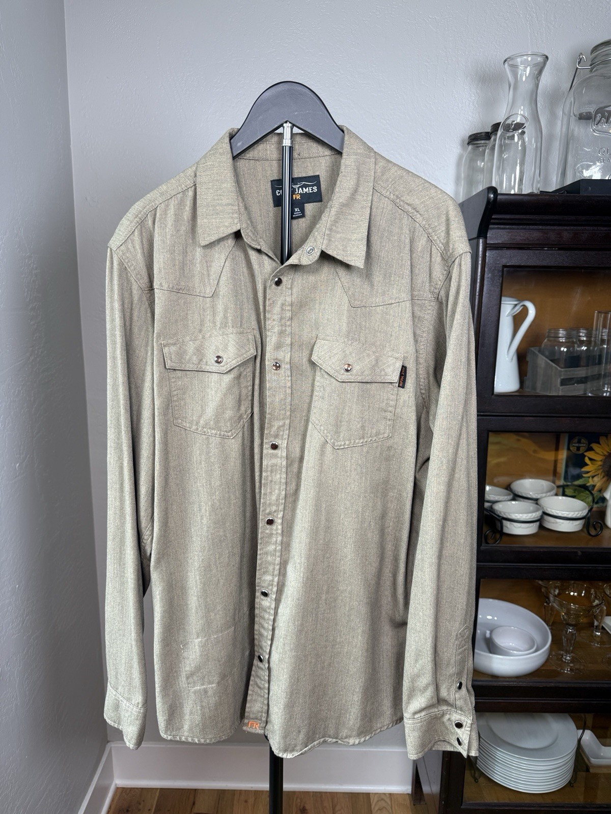 Cody James FR Men’s XL Flame Resistant Western Snap Work Shirt Beige 9.1 ATPV