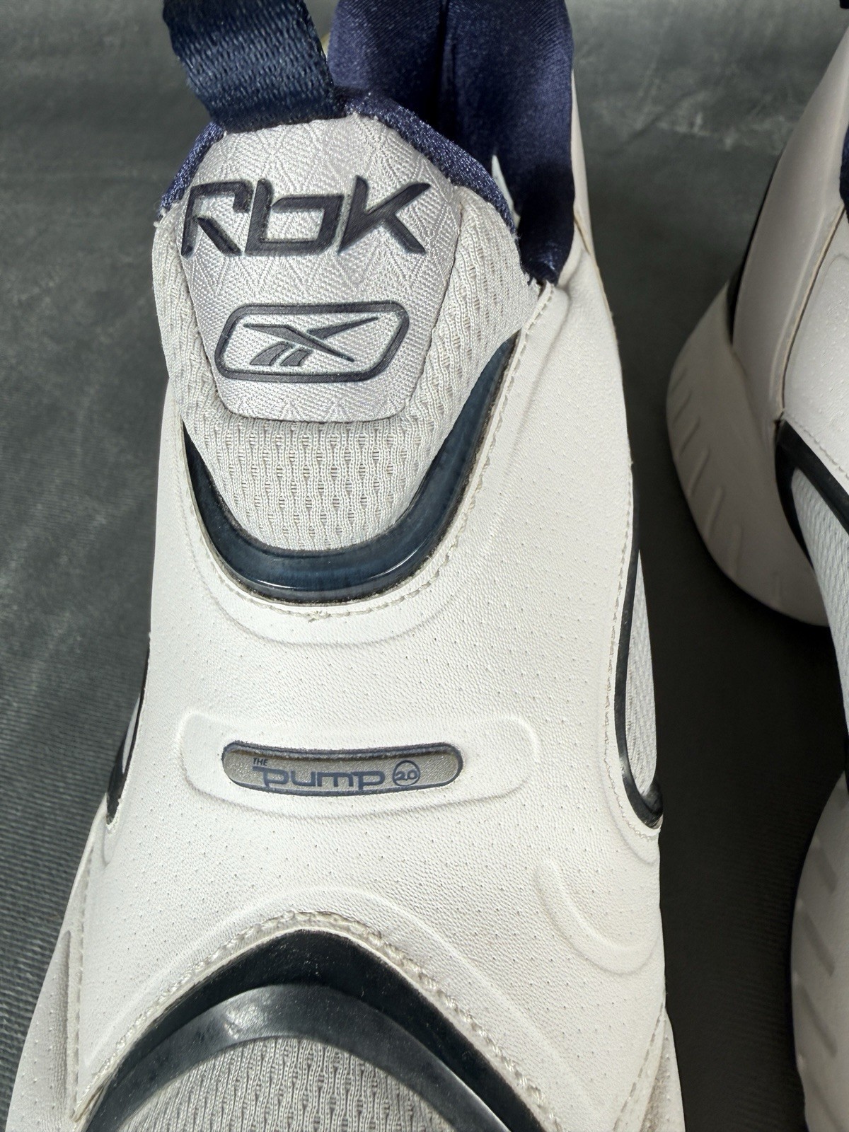 VTG Reebok Pump 2.0 Running Shoes Men’s 10 White Navy RB 412 FLU 1-141044 Rare