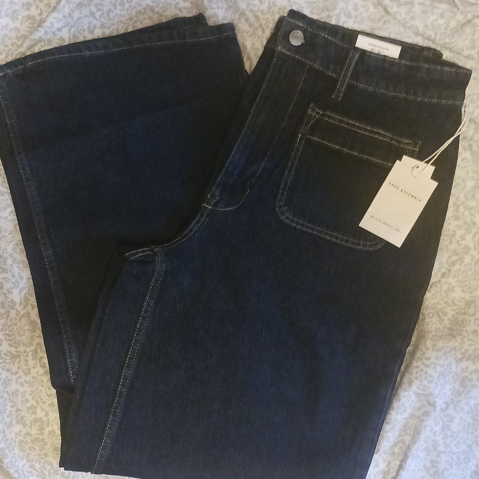 Free Assembly Women’s Wide-Leg Patch Pocket Denim Jeans Size 14