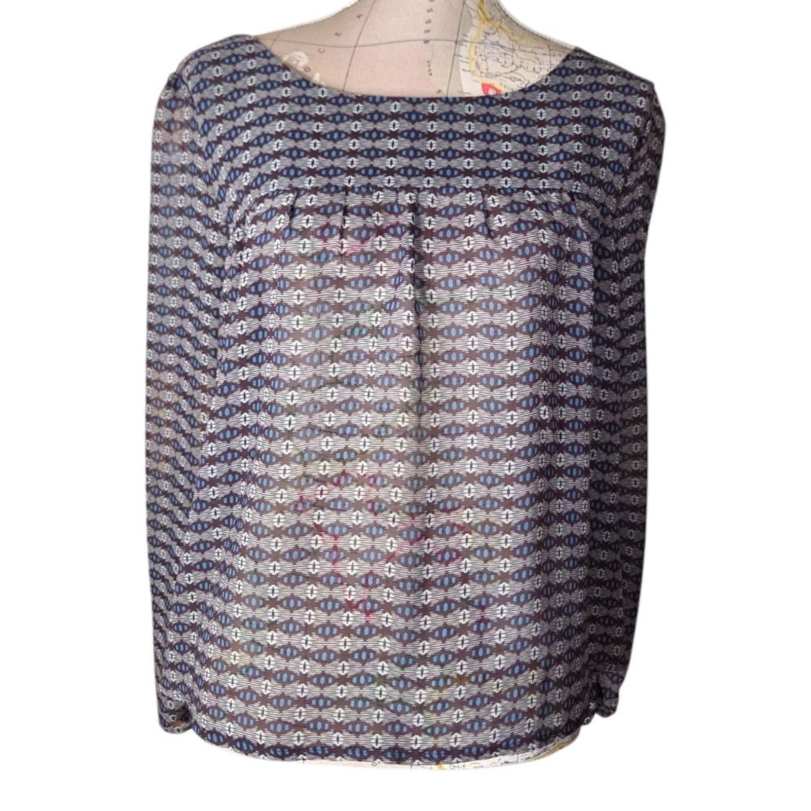 XHILARATION Size XXL Gray Black Lace Back Sheer Balloon Sleeve Blouse Gothic