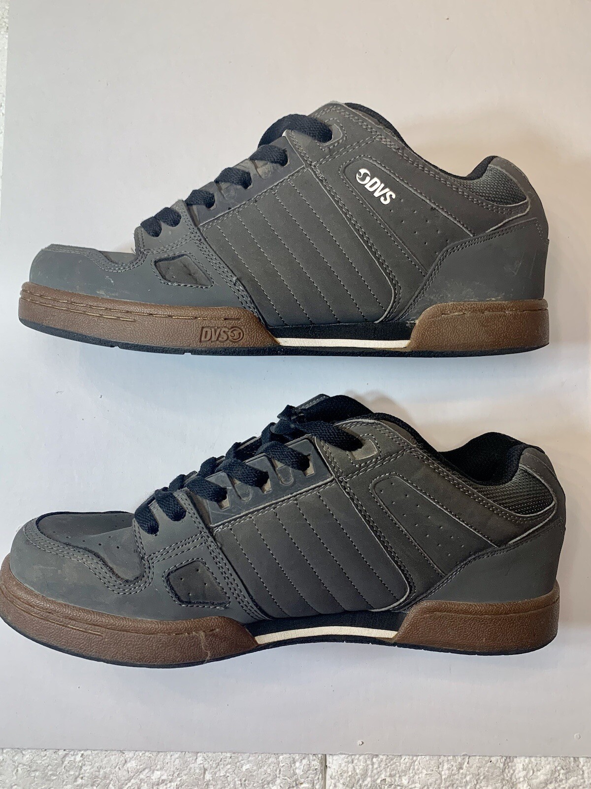 DVS Celsius Men’s Gray Durable Skateboarding Shoe Size 11 No Insoles