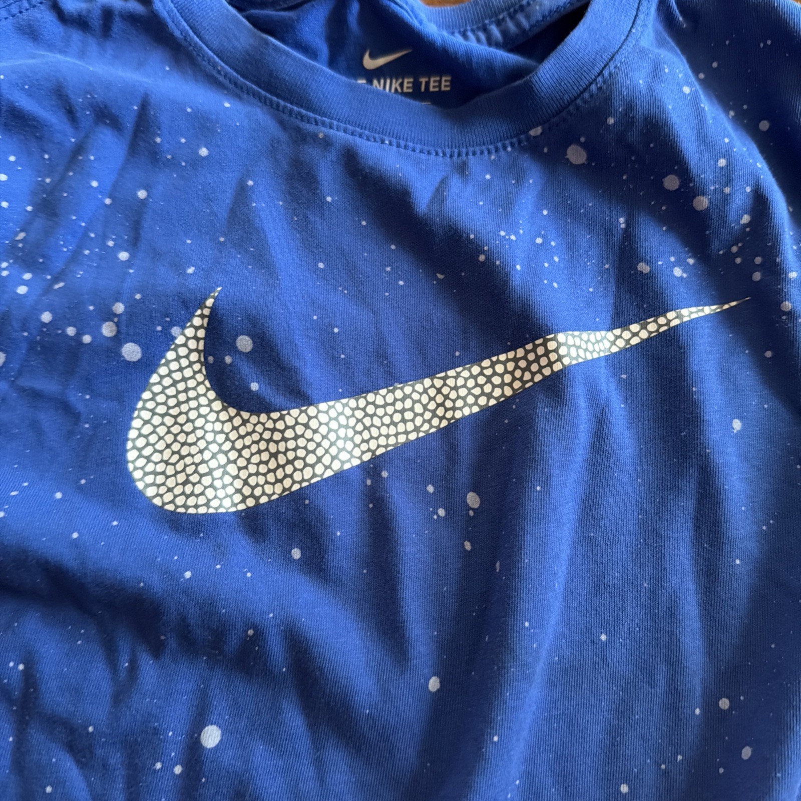 LOT 2 Nike Boys Graphic T-Shirt Size Large blue and grey 🔥 Great Nike Discount