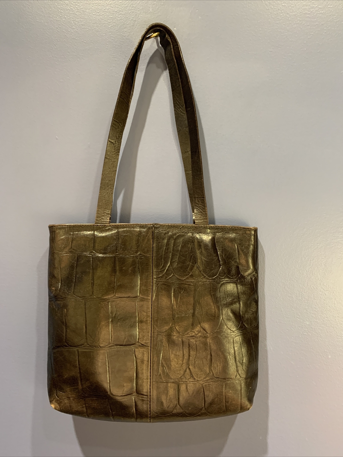 Falor Le Borse Croc-Embosed Bag, Dark Brown Distressed Some Separation On Handle