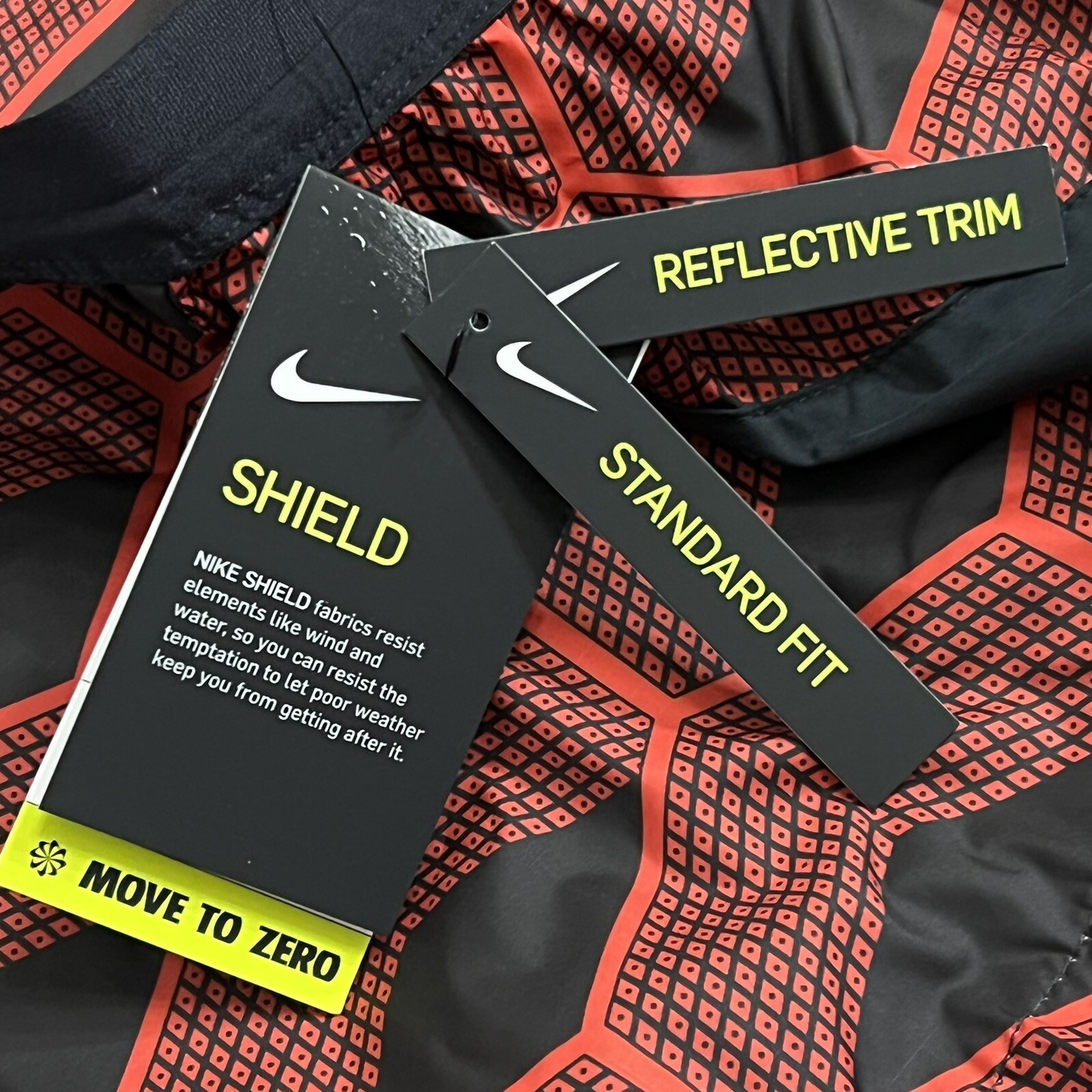 NIKE Shield Men Size Large TEAM KENYA Reflective Training Track Pants Zip Leg