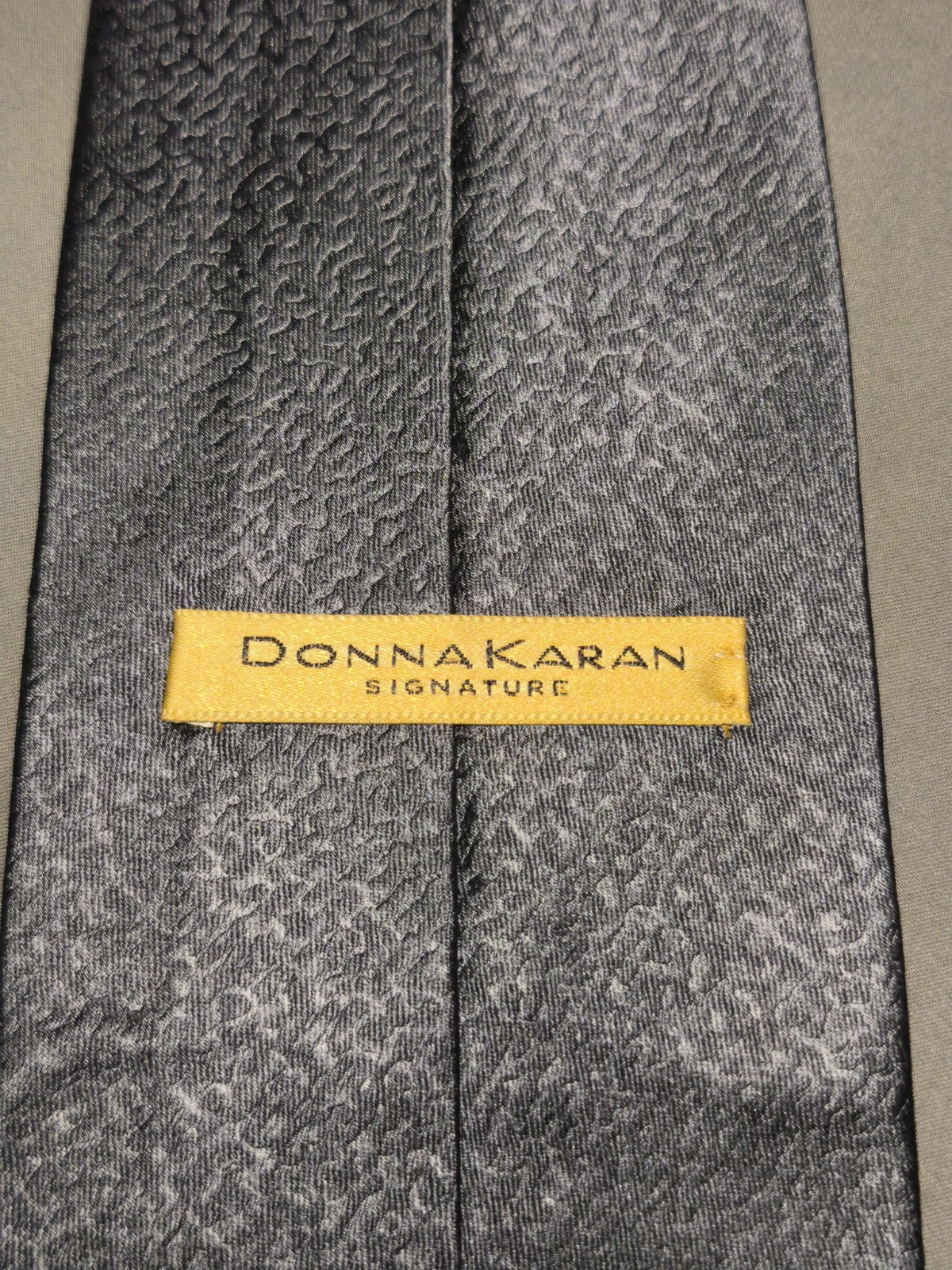 Women’s Karan NY – Solid Color Grey Silk Leather Effect Tie Made In USA