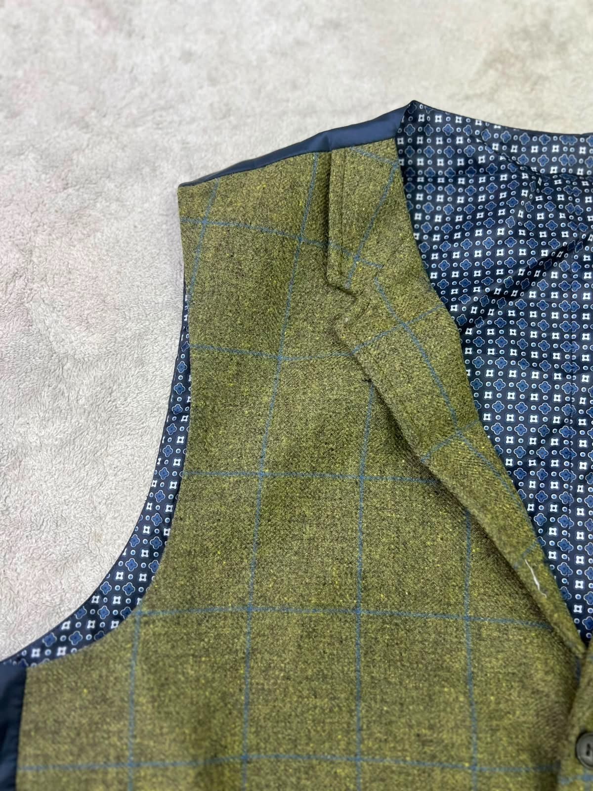 Contemporary Racing Green Wool Blend Windowpane Waistcoat Vest 44R EU54