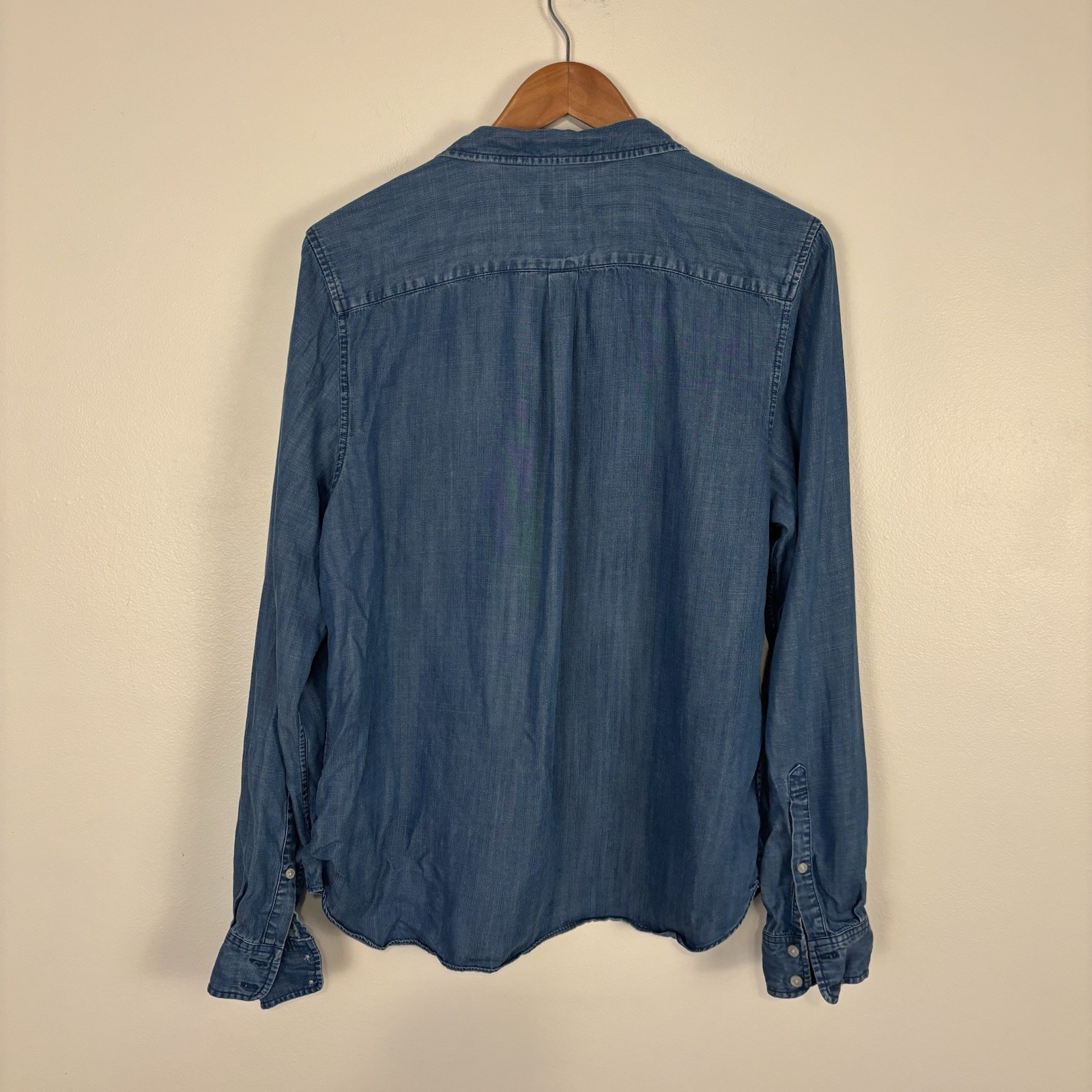 UNTUCKit Womens 16 Button-Up Shirt Blue Chambray 100% Tencel W/ Pockets Lionness