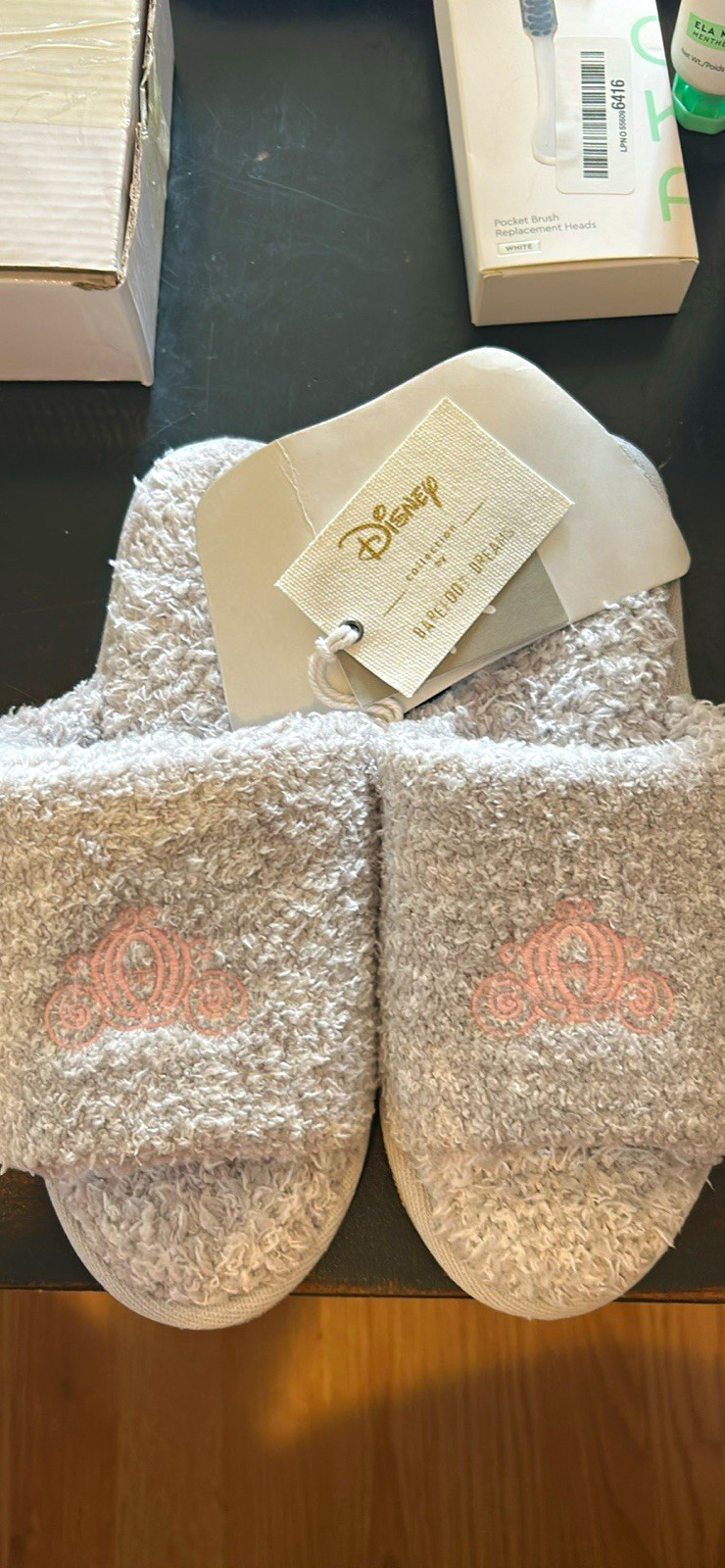 Disney Princess Gray Slip-On Slippers Embroidered Closed Toe Size 6/7