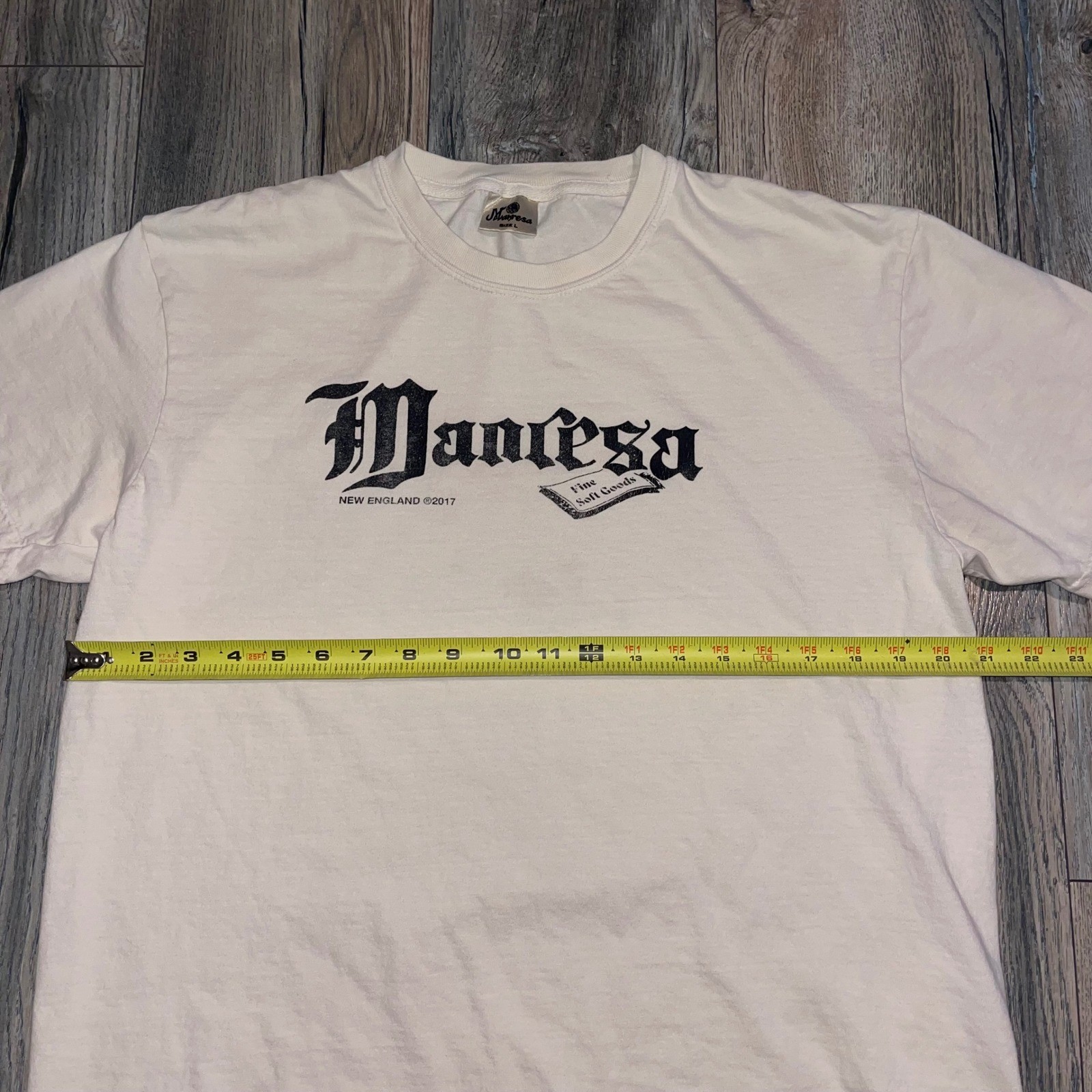 Manresa New England Fine Soft Goods Graphic T-Shirt Mens Large White Streetwear