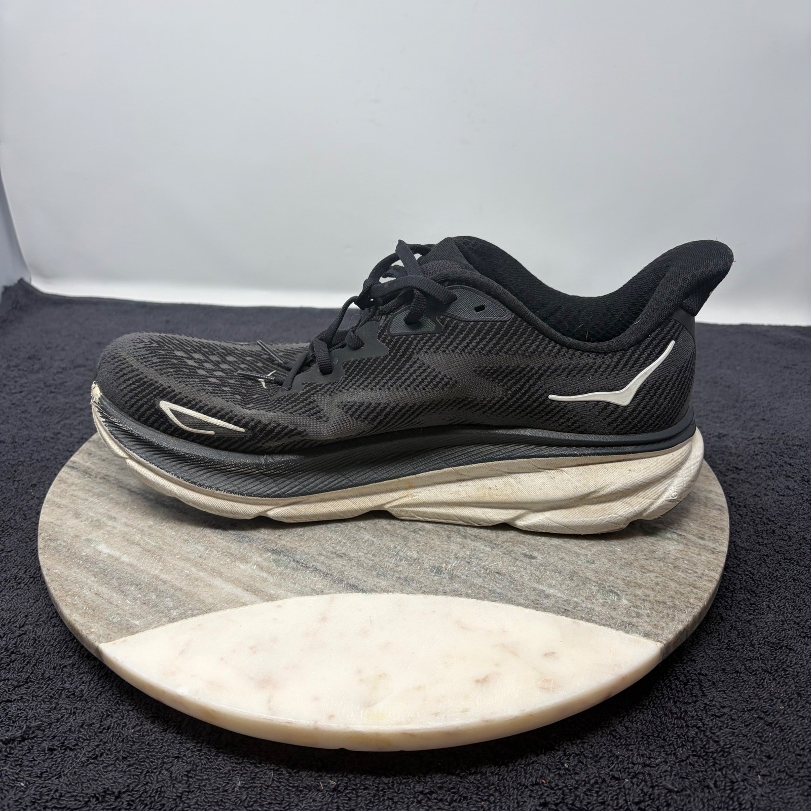 Hoka Clifton 9 Mens Running Shoes Black White 1127895 BWHT Size 11D