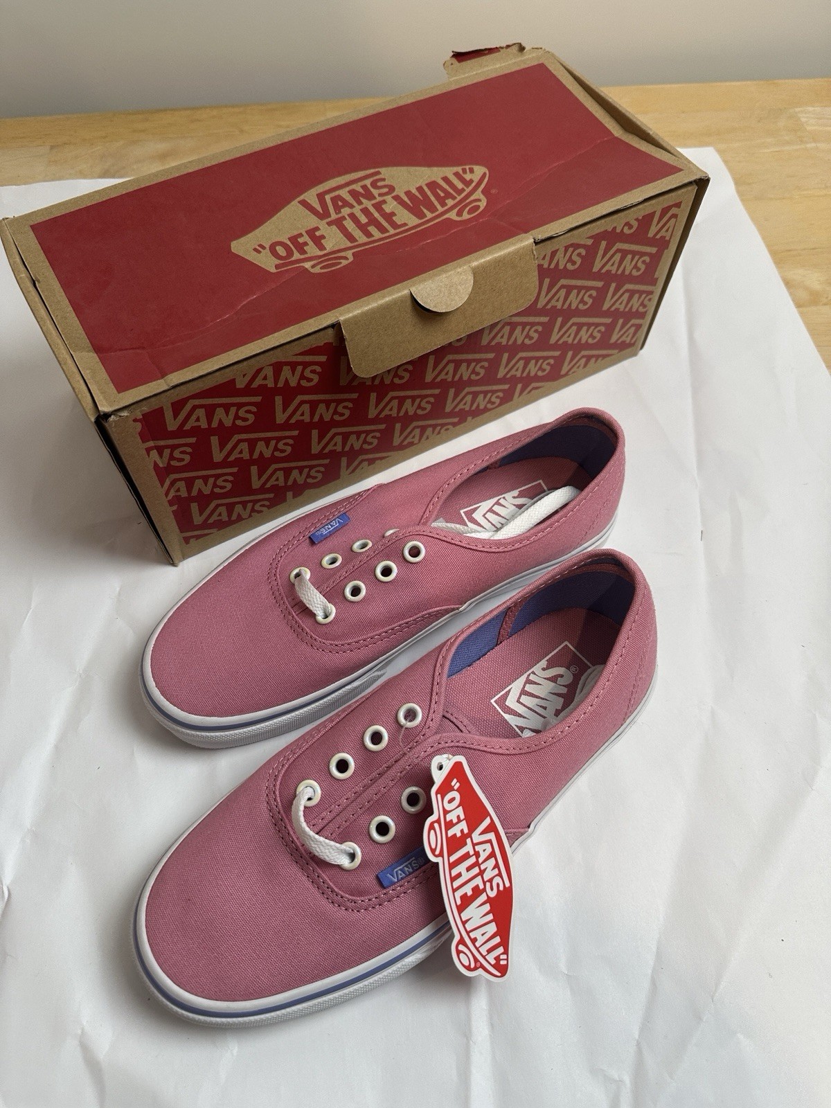 VANS Authentic Canvas Skate Shoes Wold Rose Sneakers Men 5.5 Women 7
