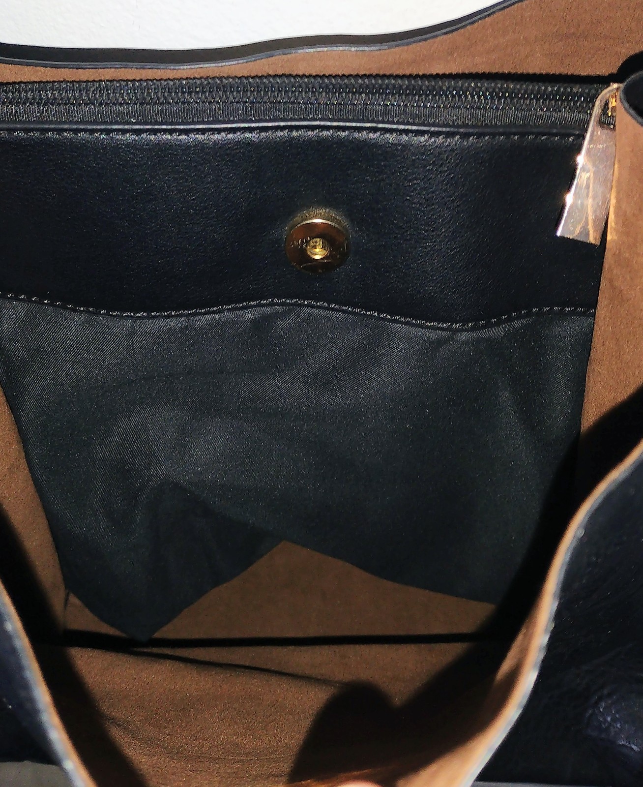 Purse Buckle Snap Zipper Pocket Strap Faux Leather NWT Built In Keychain