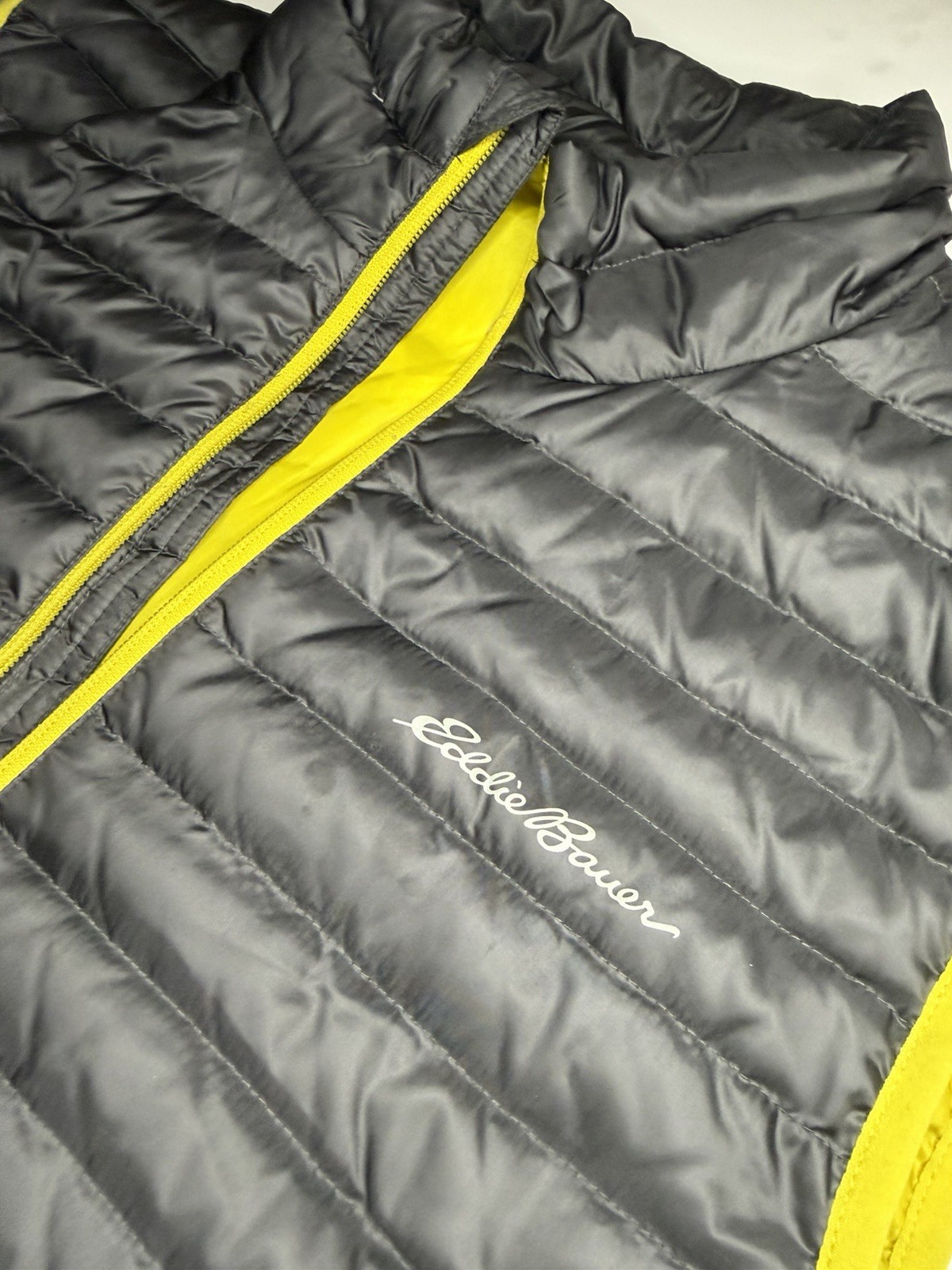 Eddie Bauer Vest Mens Medium Gray Puffer EB700 Down Full Zip