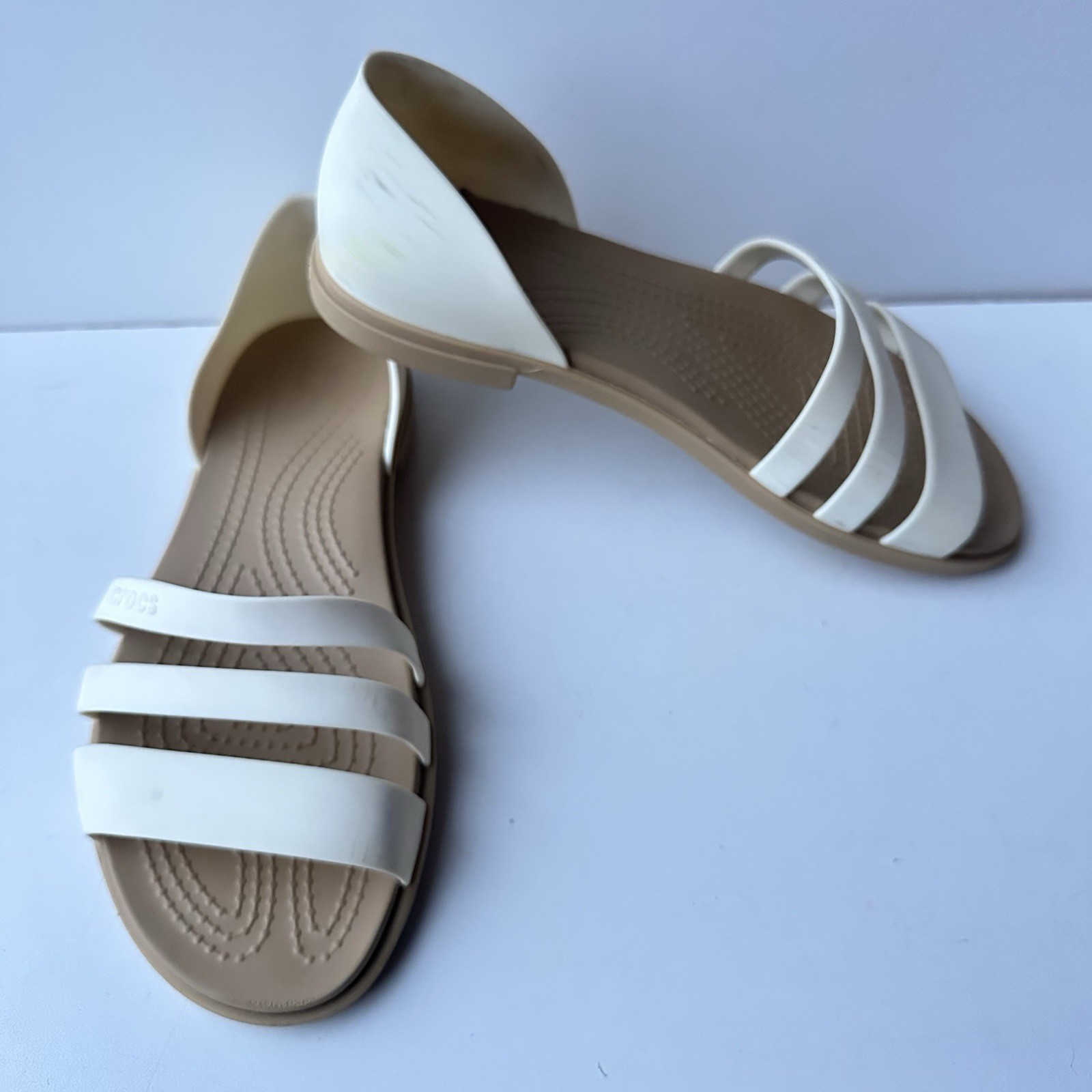 Crocs Sandals Tulum Toe Post Gold Open Flat Casual Travel Beach Slip On Sz:6