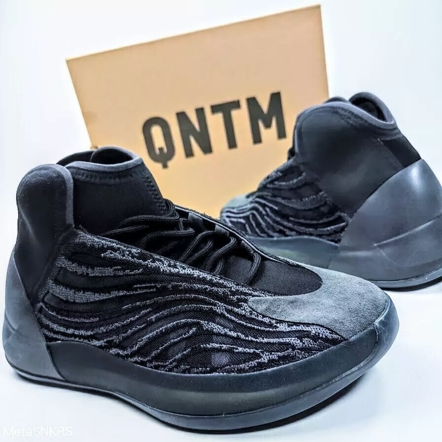 Adidas US 13.5 Men’s Onyx Black Grey Boost Lifestyle Rare Yeezy QNTM GX1317 NIB