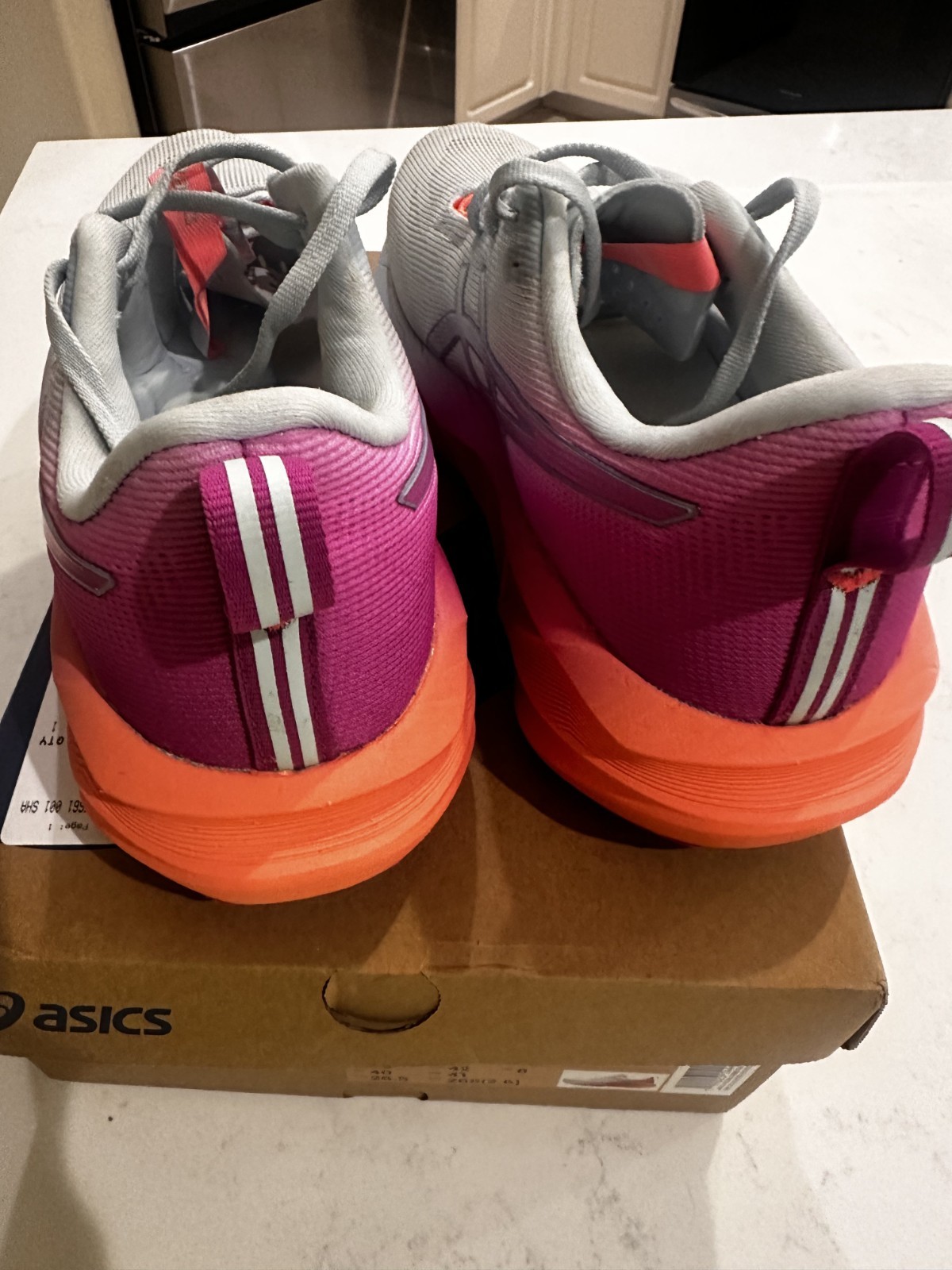 asics novablast 5 womens 10 Sky/Digital Sakura In great condition, worn twice.