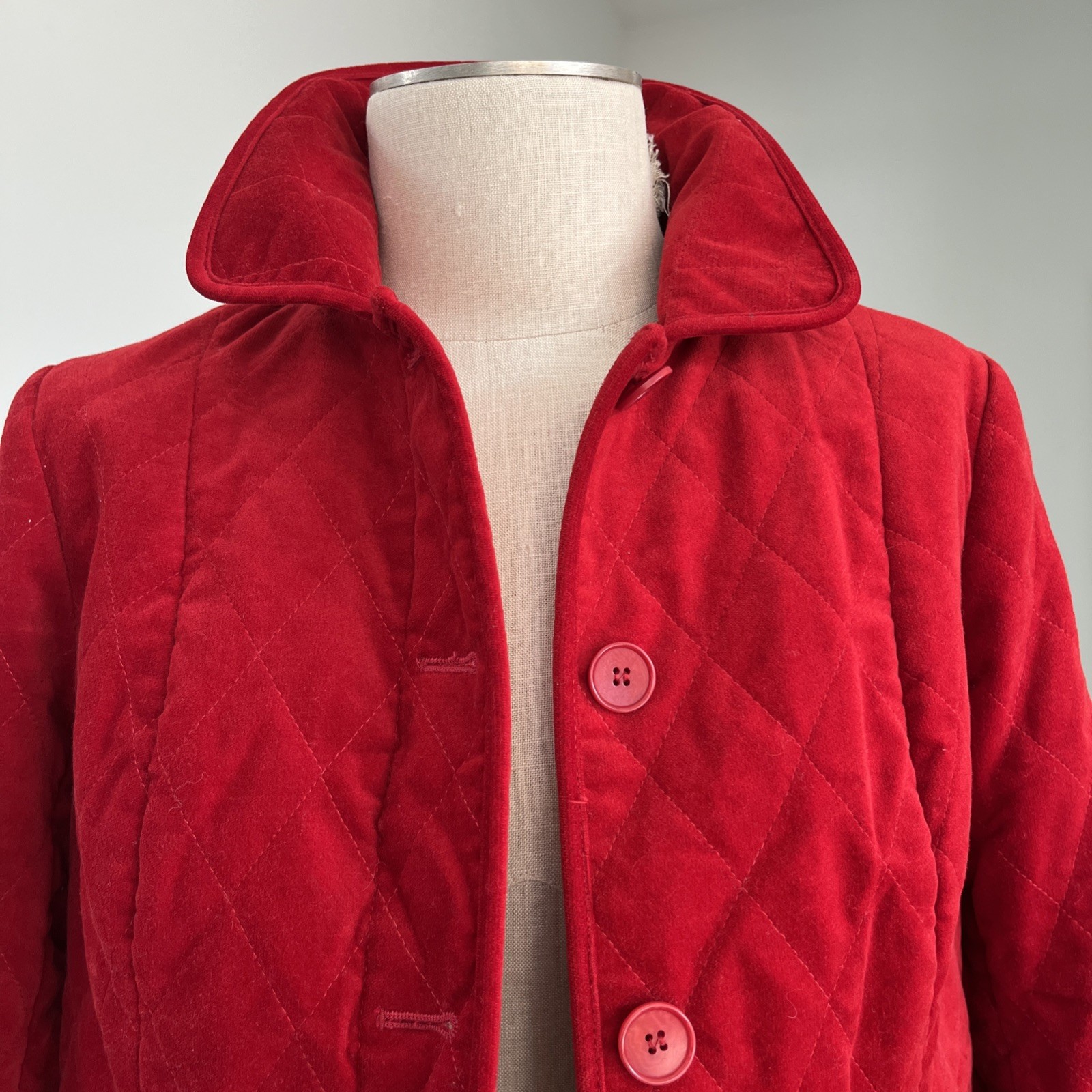 Talbots Red Cotton Velvet Jacket sz 6 Quilted Button Close EUC!