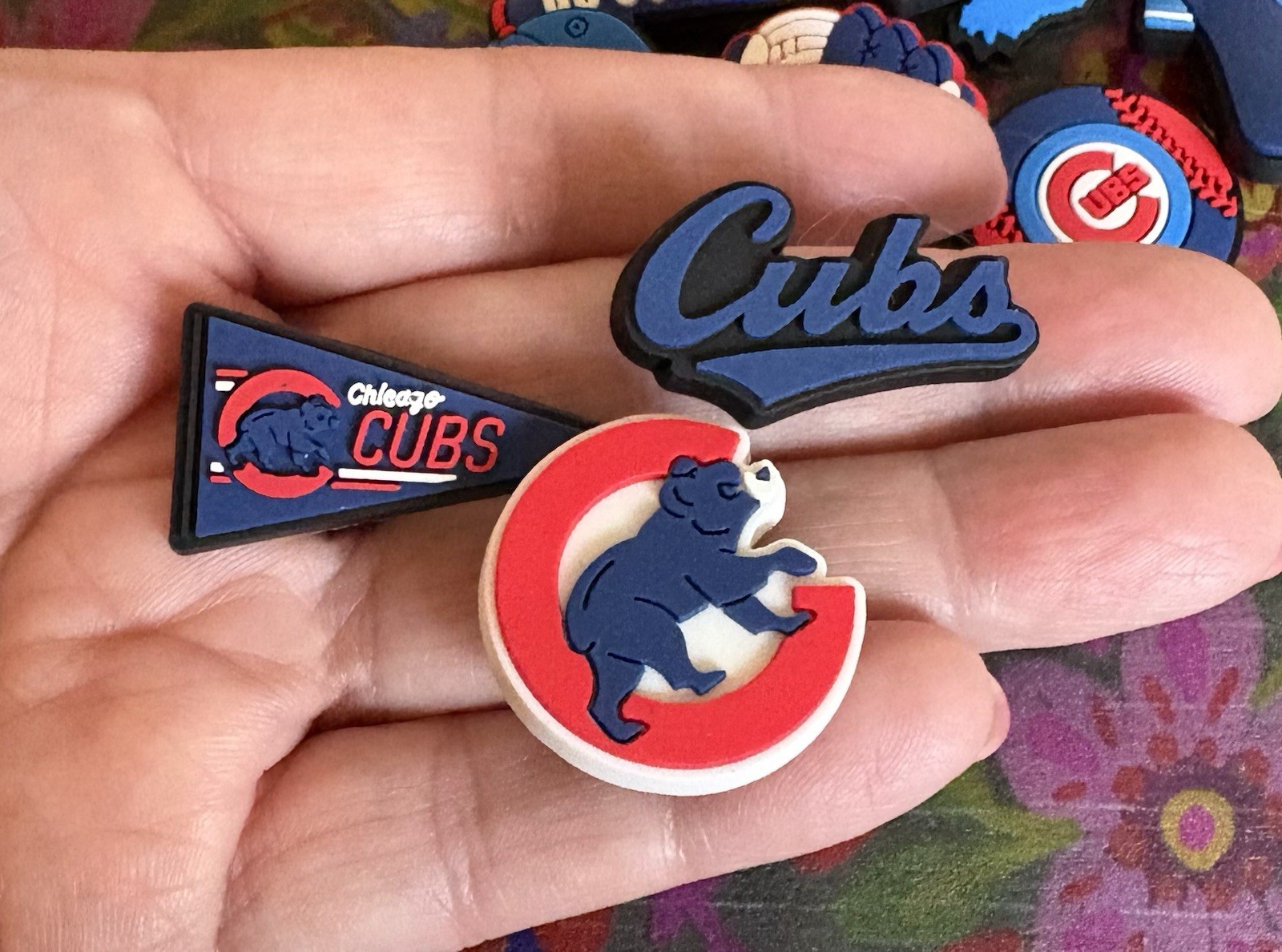 10 Piece CHICAGO Baseball Team Shoe Charms Clog Decorations PVC NEW